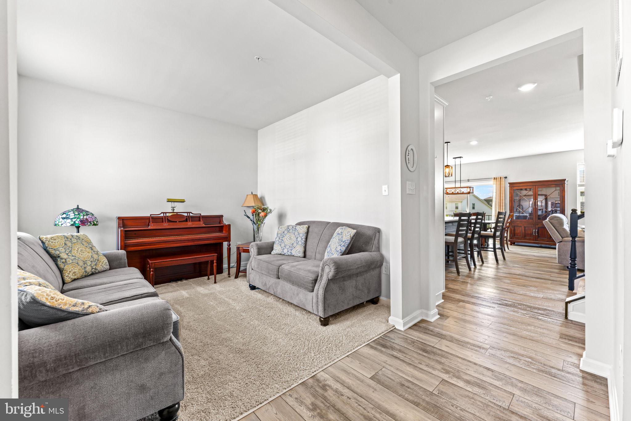STONEGATE - Residential