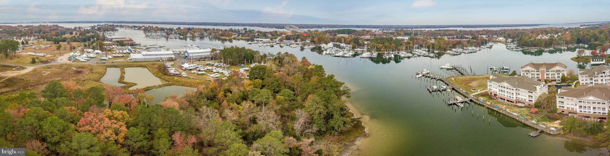 OYSTER BAY CONDOMINIUMS - Residential