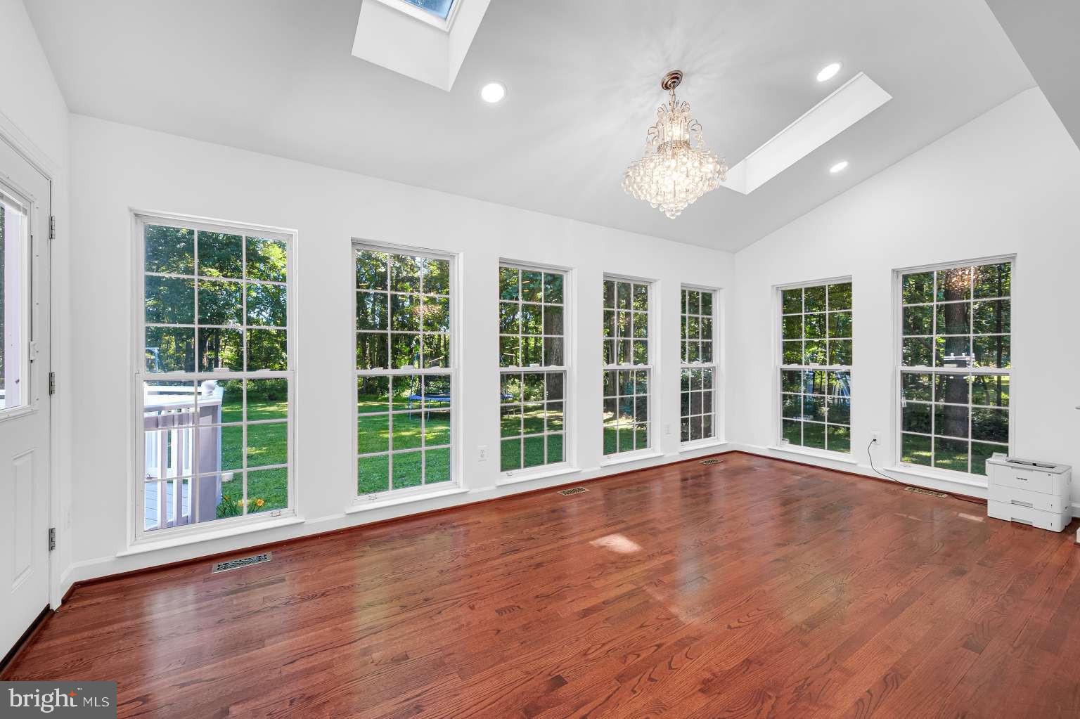 CYPRESS RUN - Residential