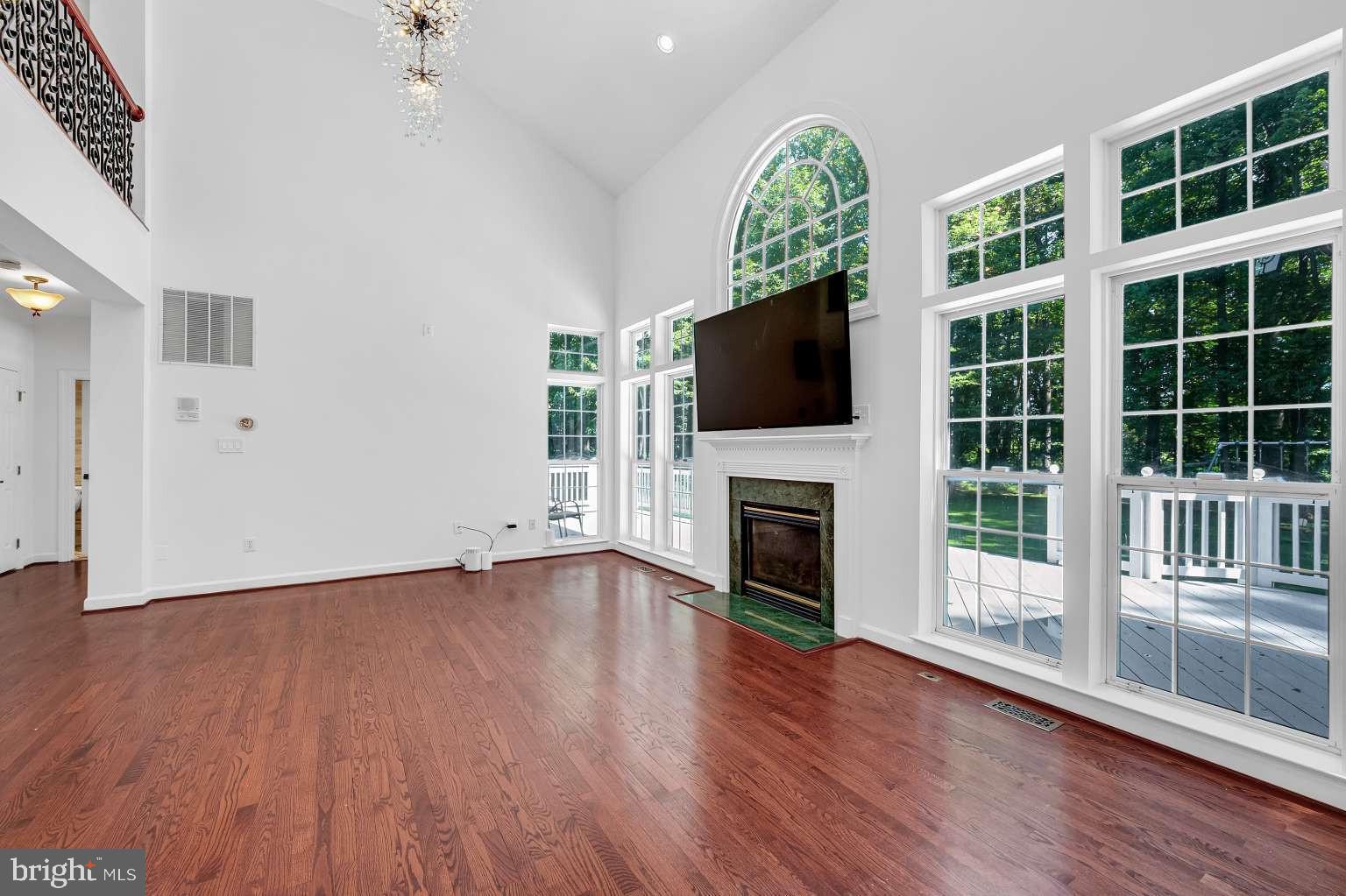 CYPRESS RUN - Residential