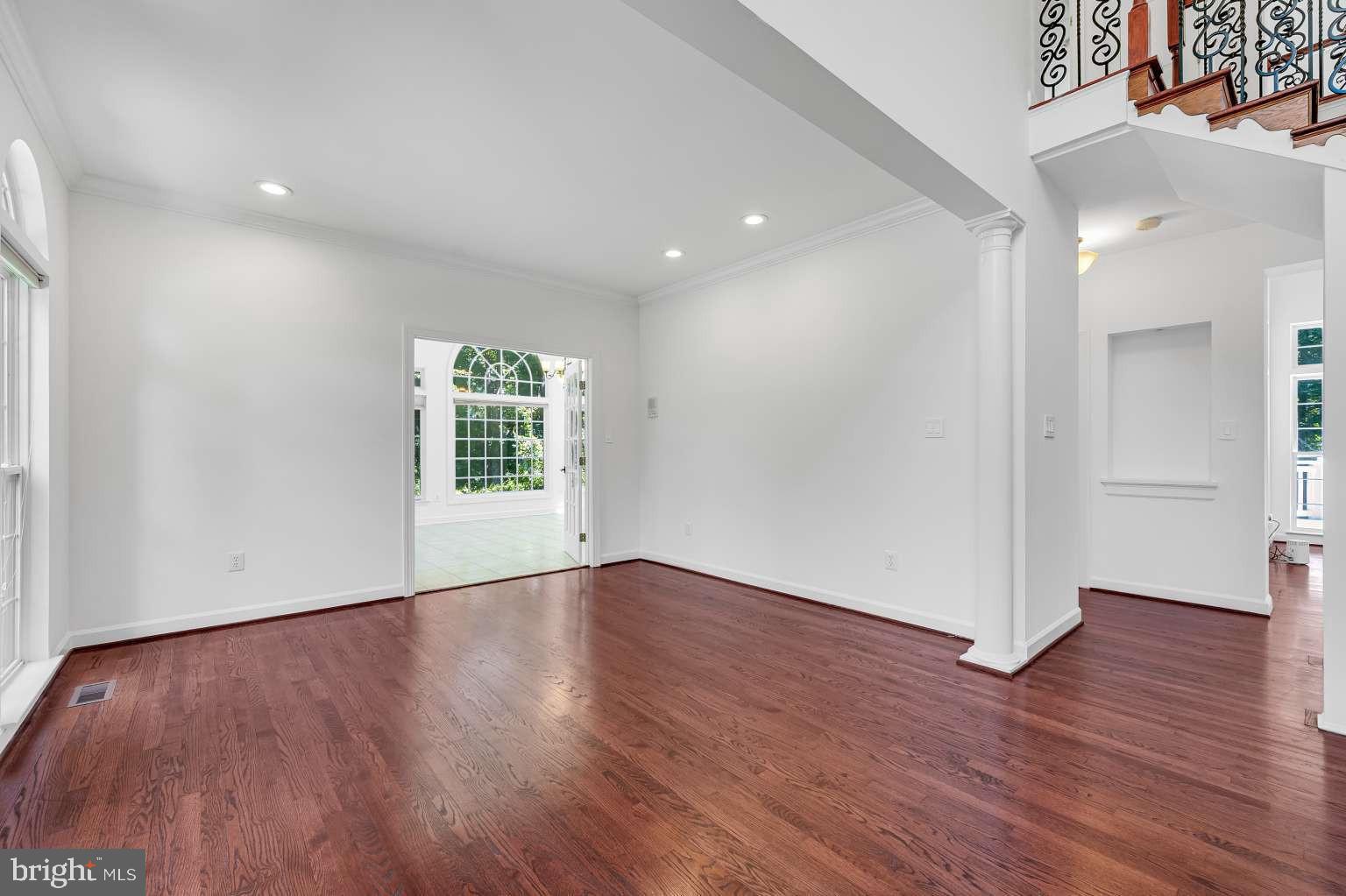CYPRESS RUN - Residential