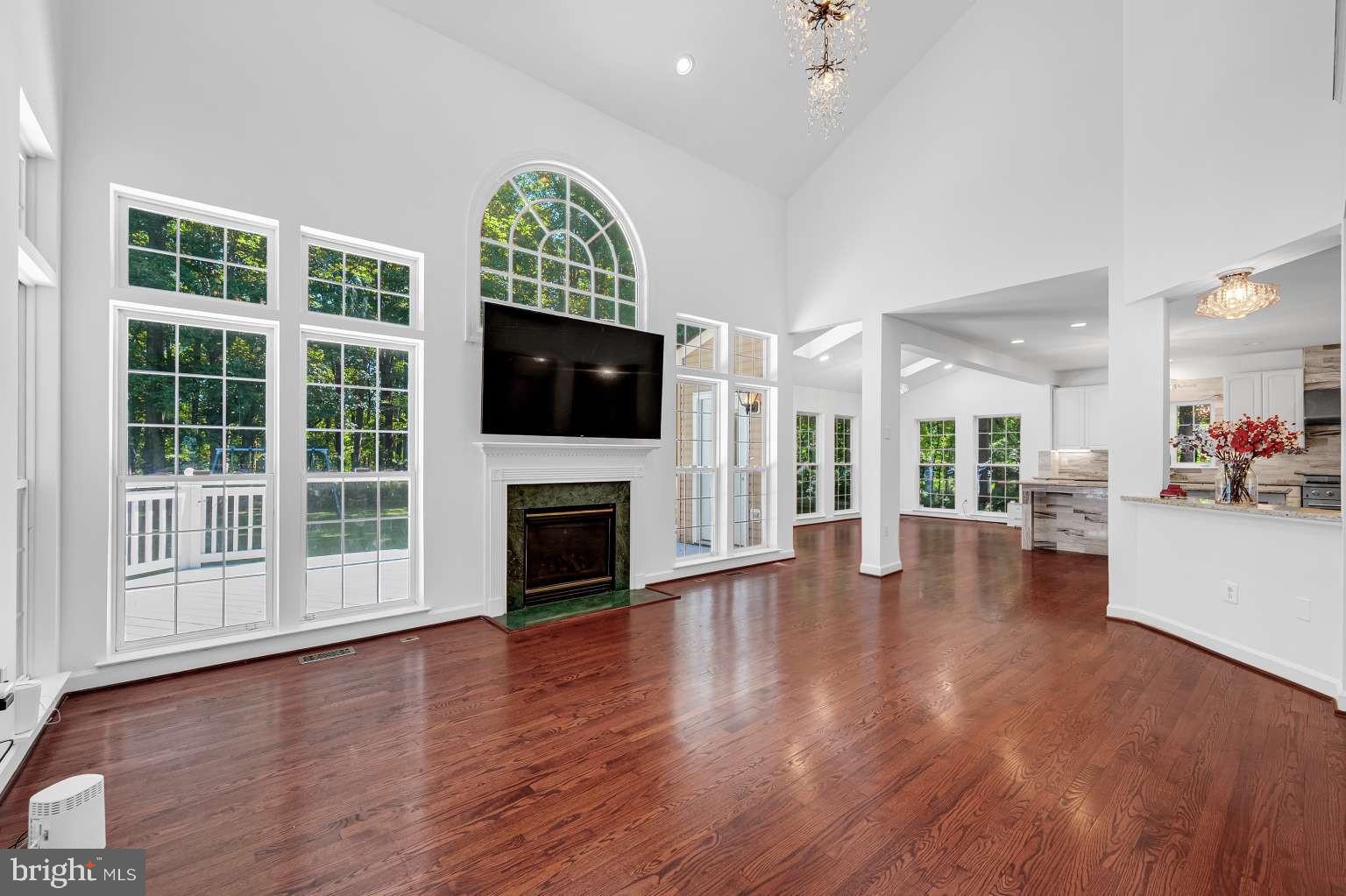 CYPRESS RUN - Residential