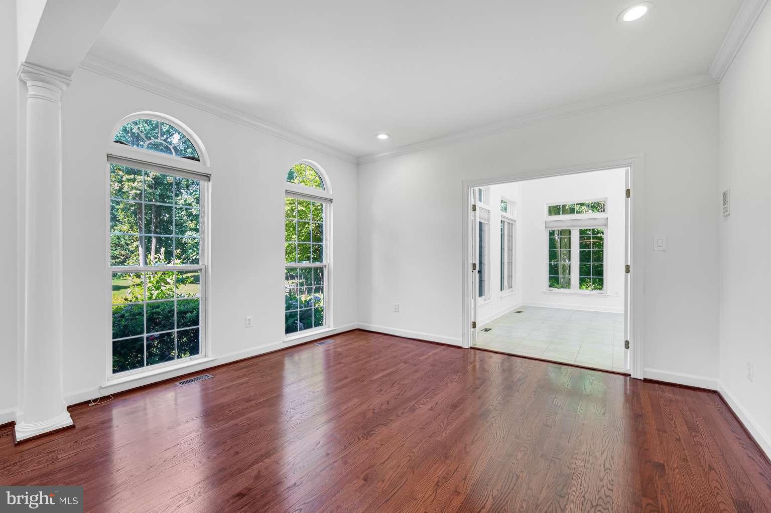 CYPRESS RUN - Residential