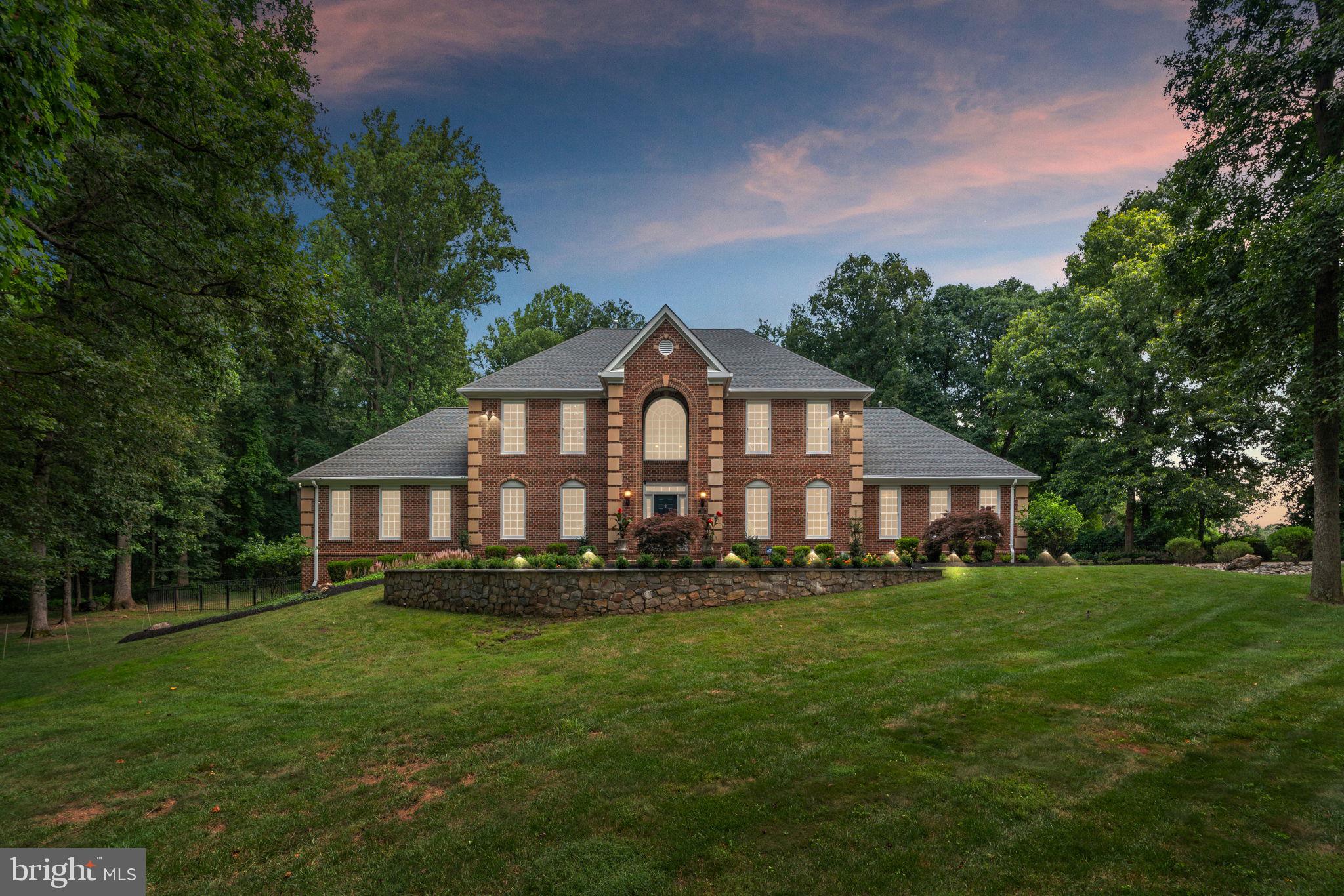 HAWKSFIELD ESTATES - Residential
