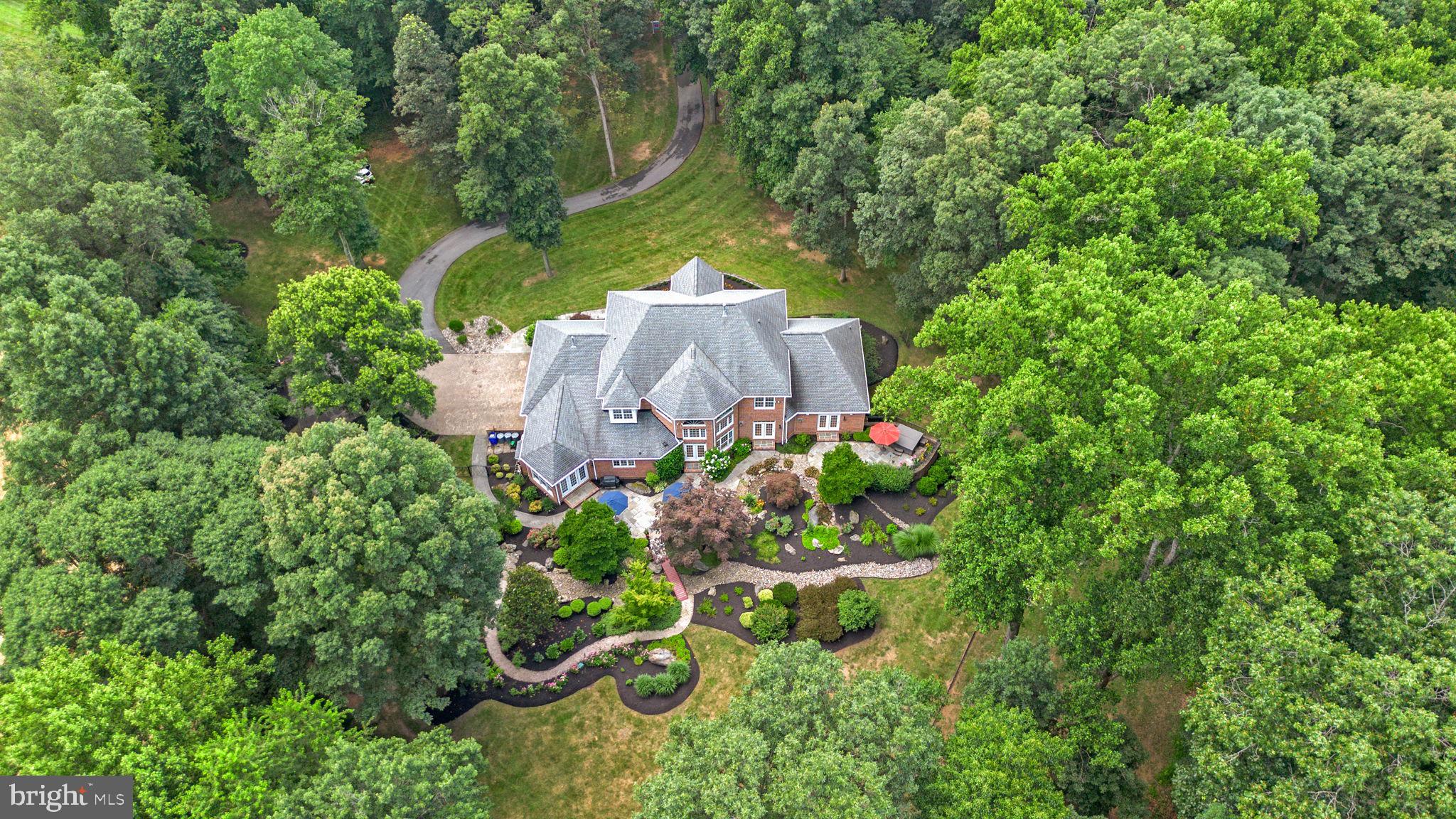 HAWKSFIELD ESTATES - Residential