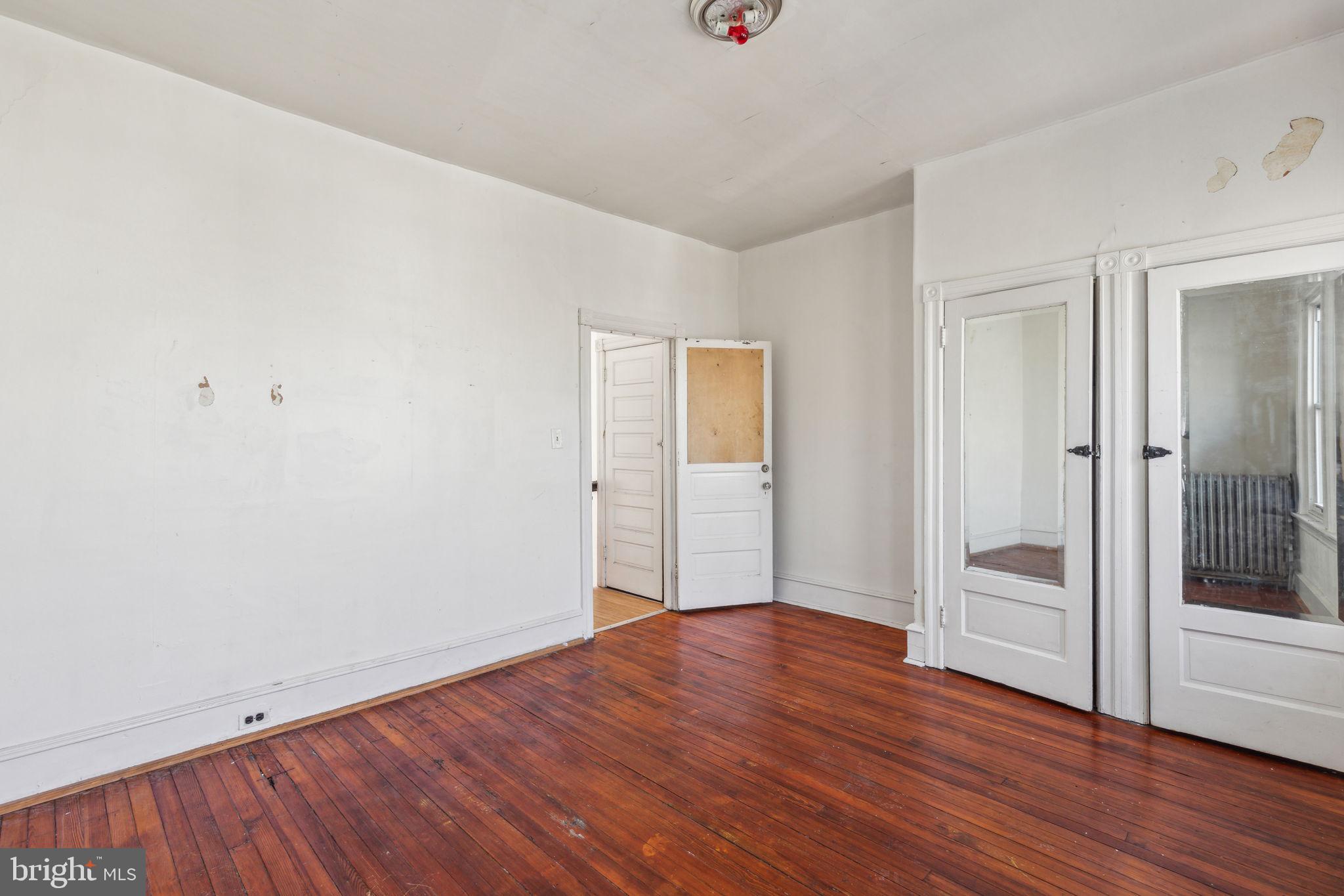 LOGAN - Residential