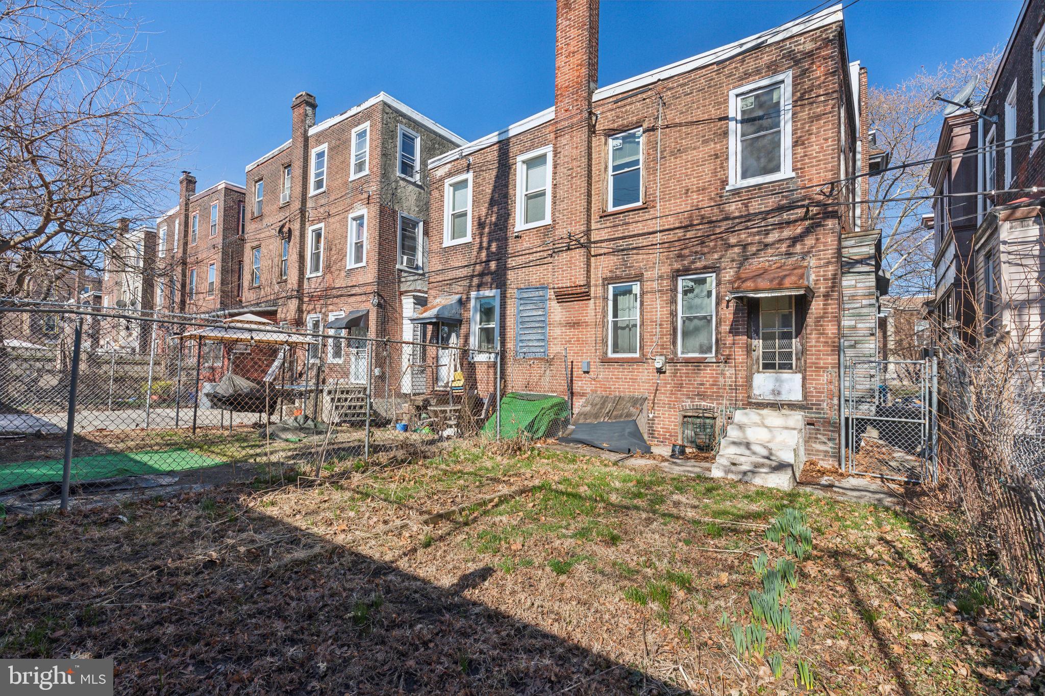 LOGAN - Residential
