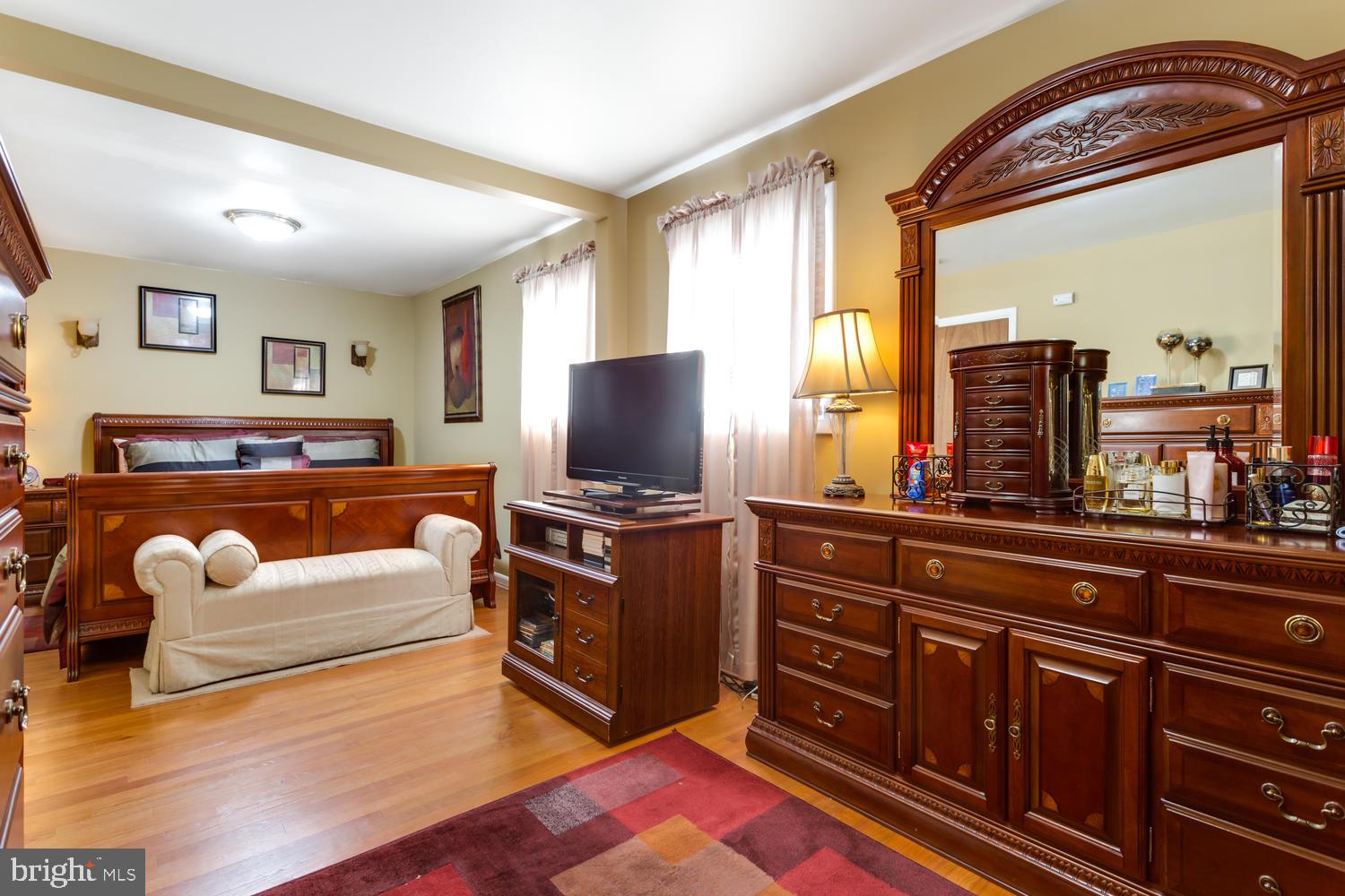 BIRCHWOOD CITY - Residential