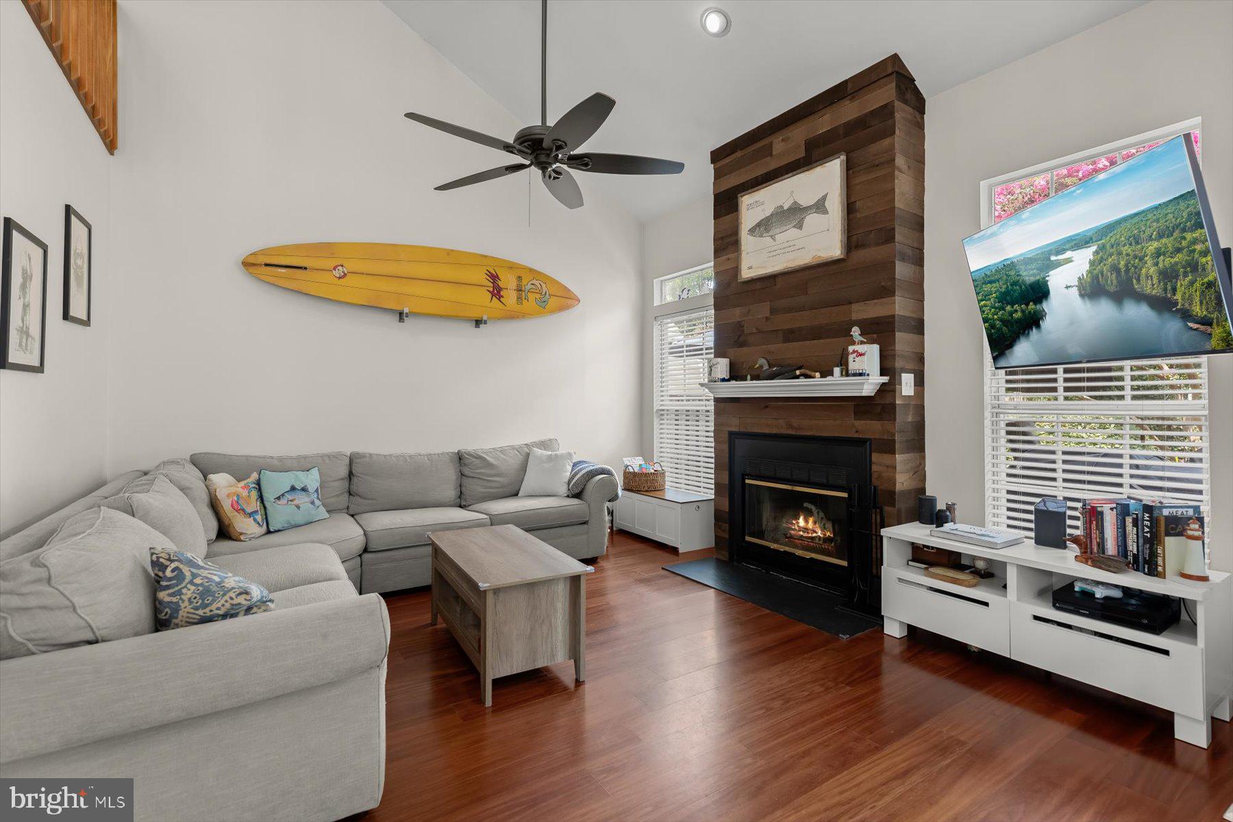 MARINERS POINT - Residential