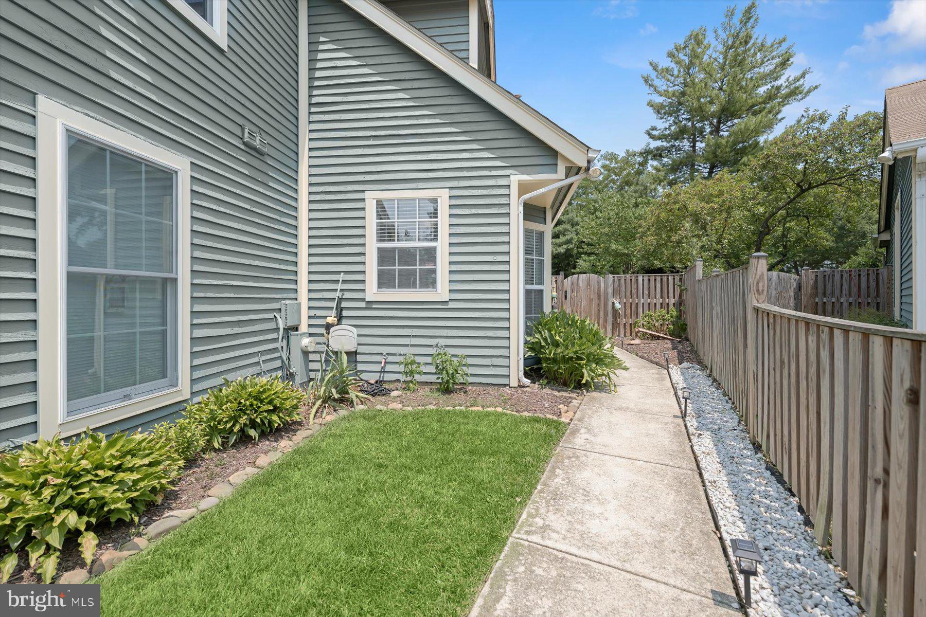 MARINERS POINT - Residential
