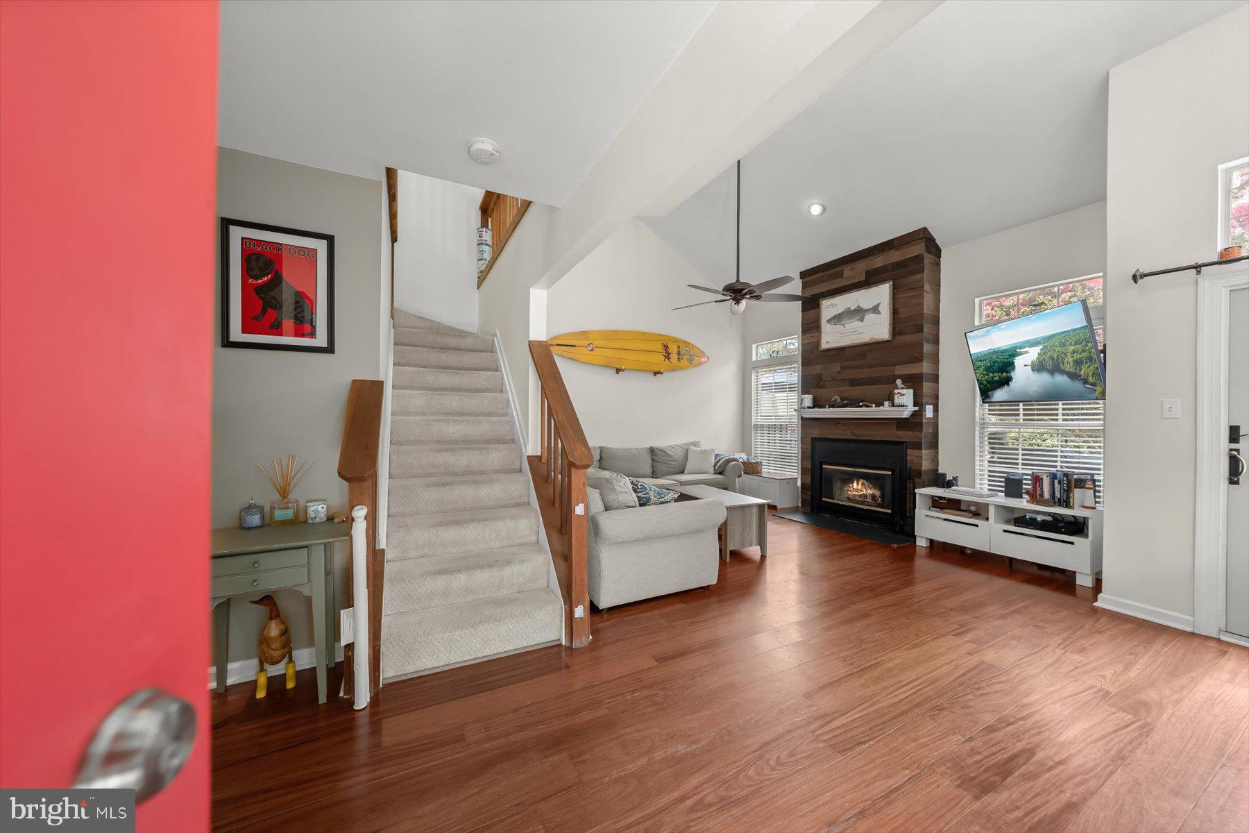 MARINERS POINT - Residential