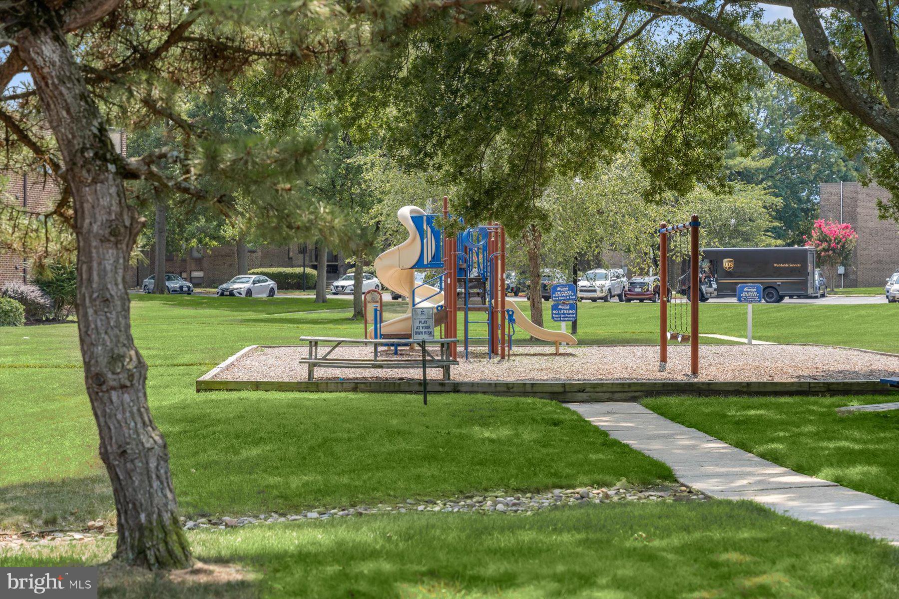 MARINERS POINT - Residential