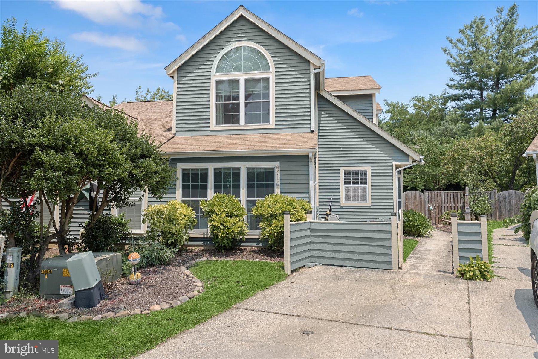 MARINERS POINT - Residential