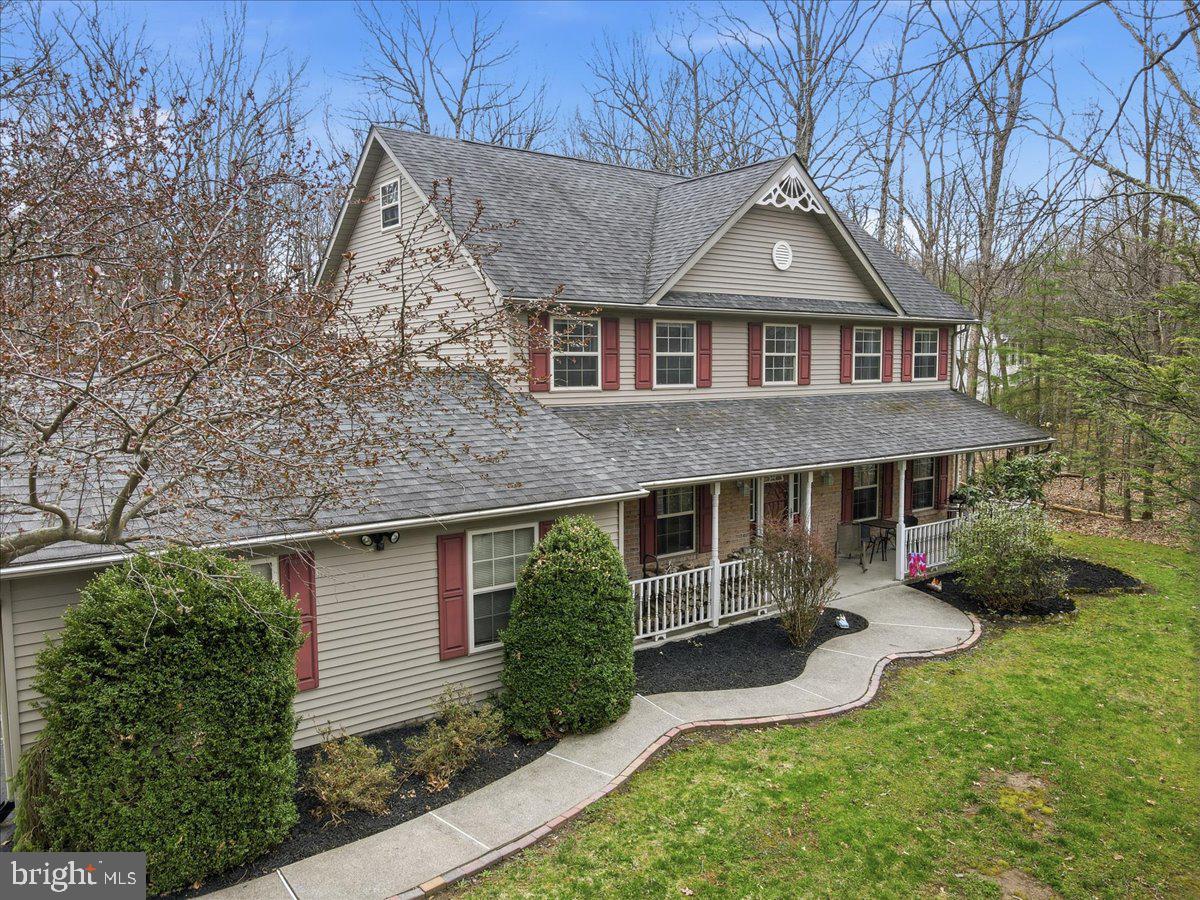 POCONO LAUREL LAKE - Residential