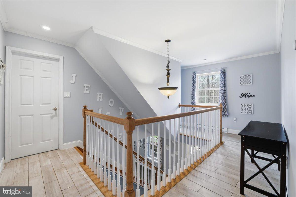 POCONO LAUREL LAKE - Residential