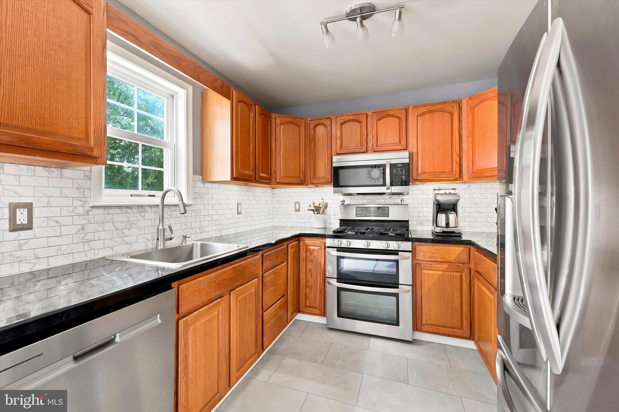 CONSHOHOCKEN - Residential
