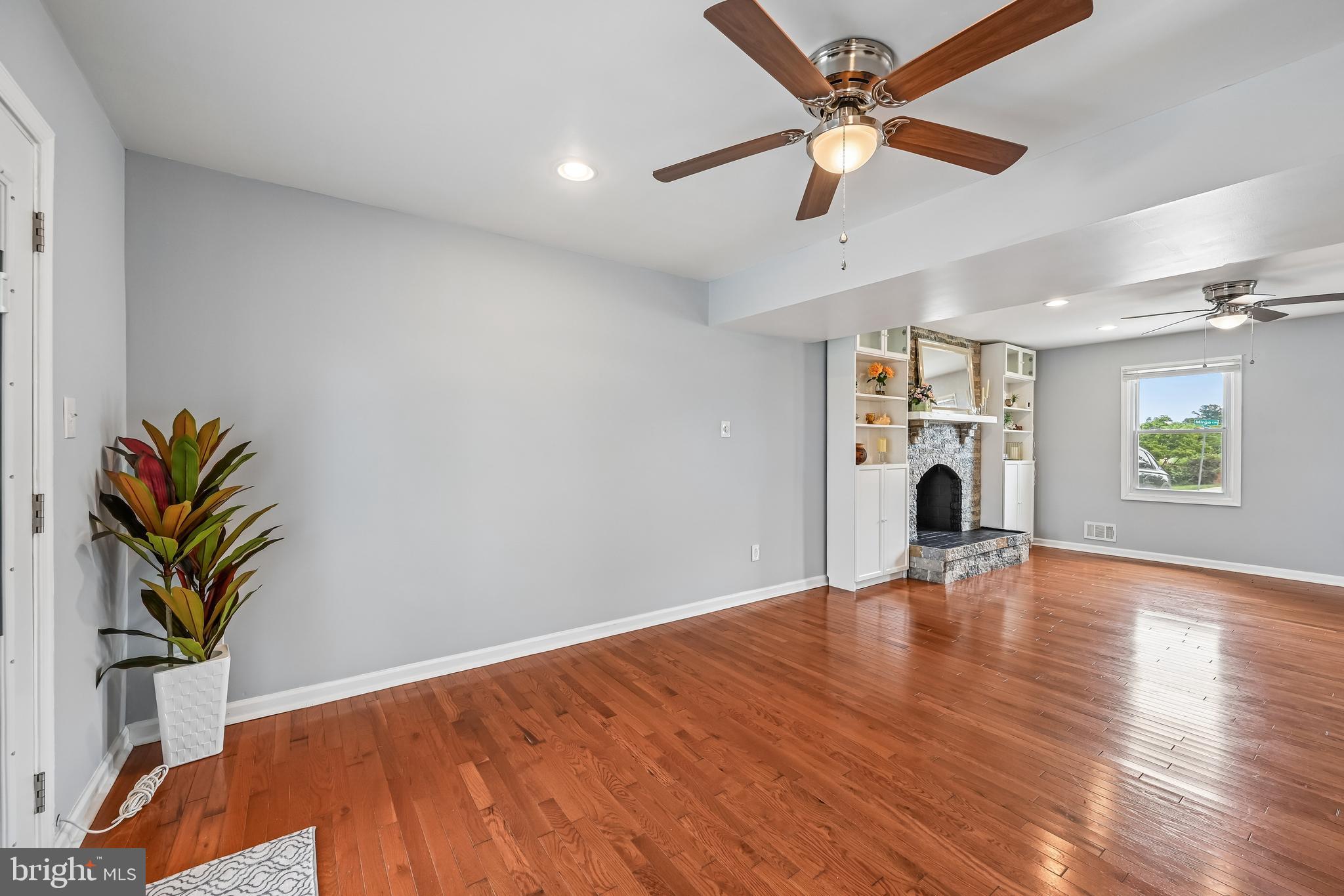 DISCOVERY ACRES - Residential