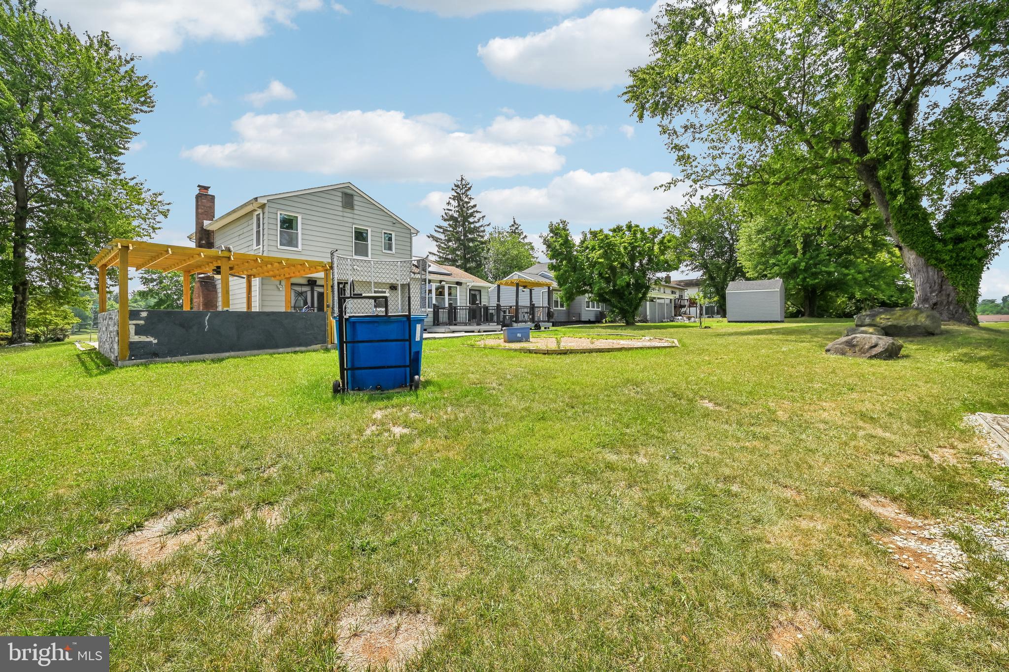 DISCOVERY ACRES - Residential
