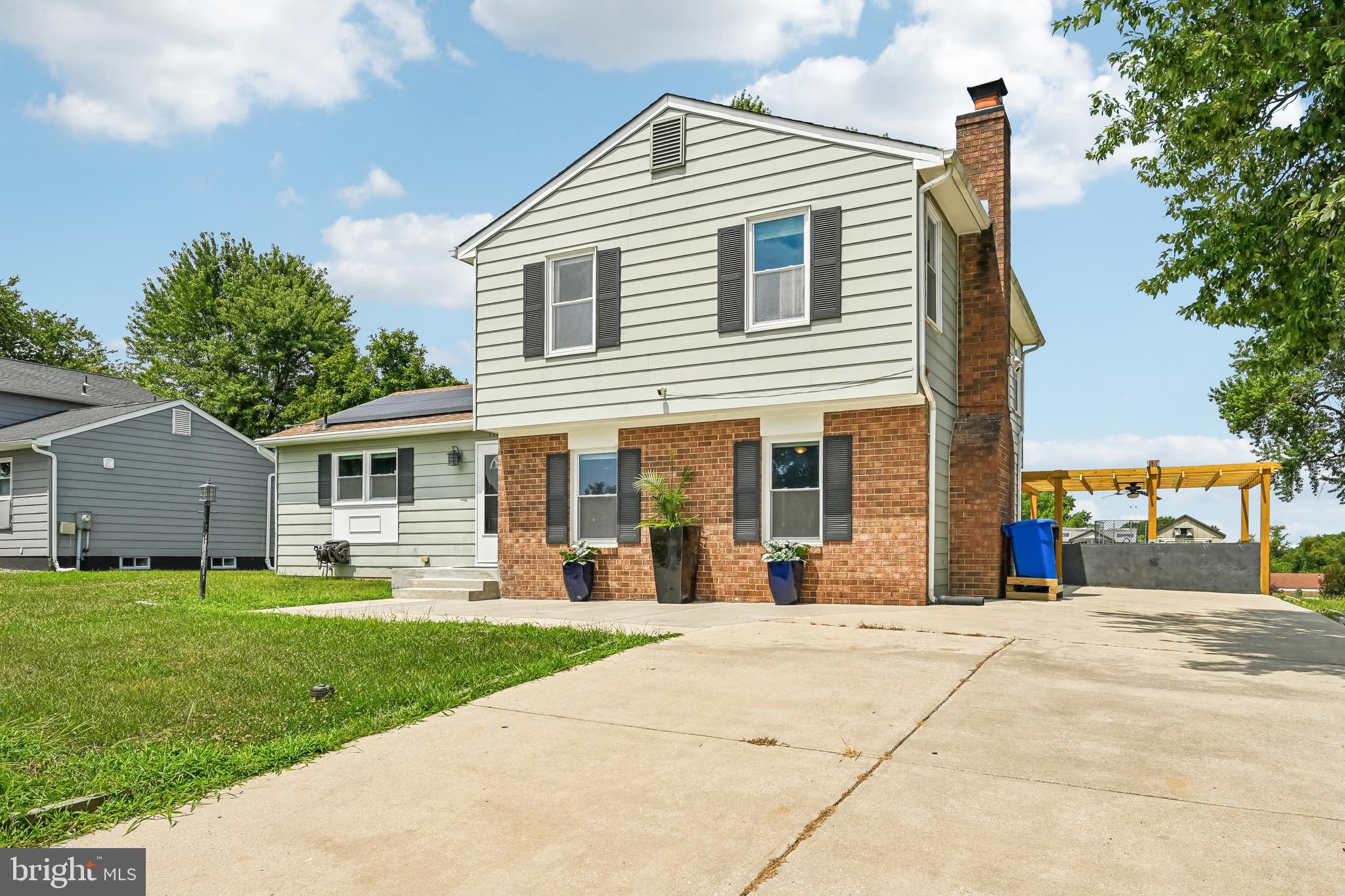 DISCOVERY ACRES - Residential