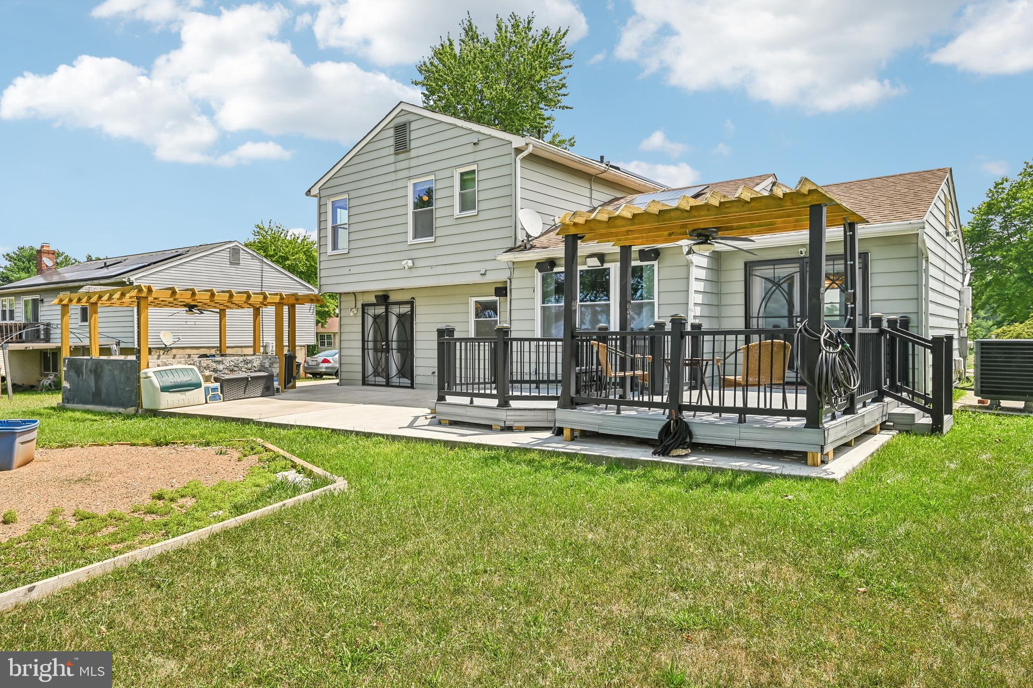 DISCOVERY ACRES - Residential