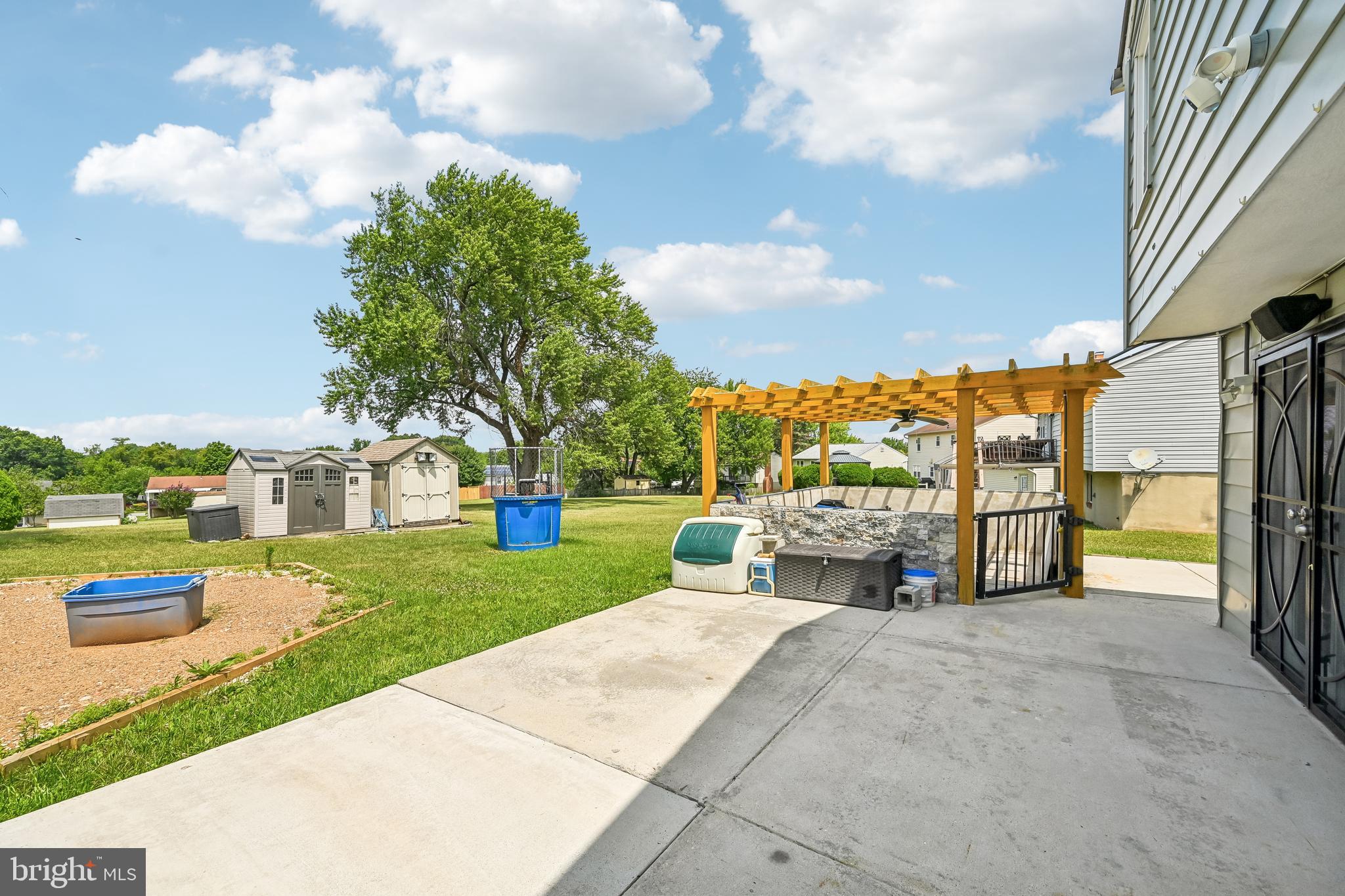 DISCOVERY ACRES - Residential