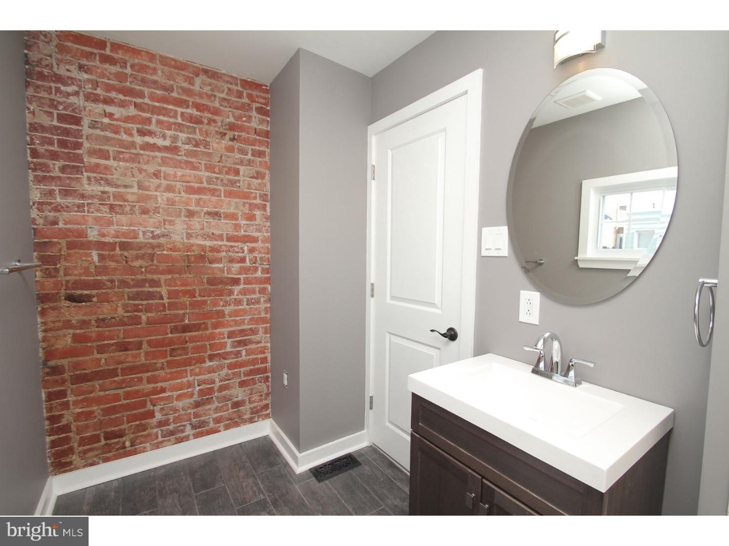 PORT RICHMOND - Residential