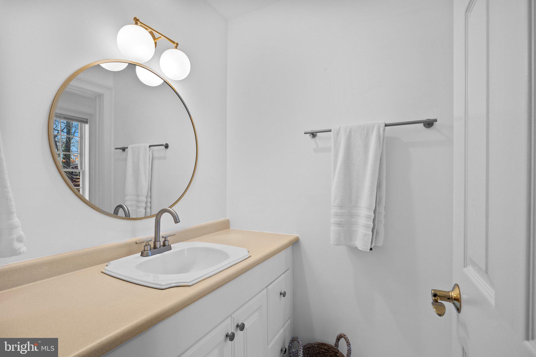 NEW HOPE HILLS - Residential