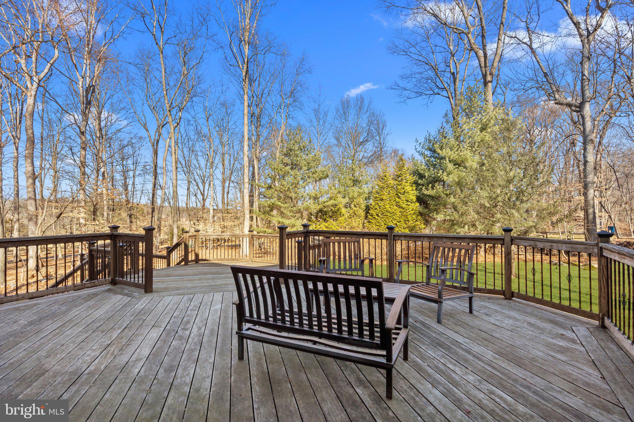 NEW HOPE HILLS - Residential