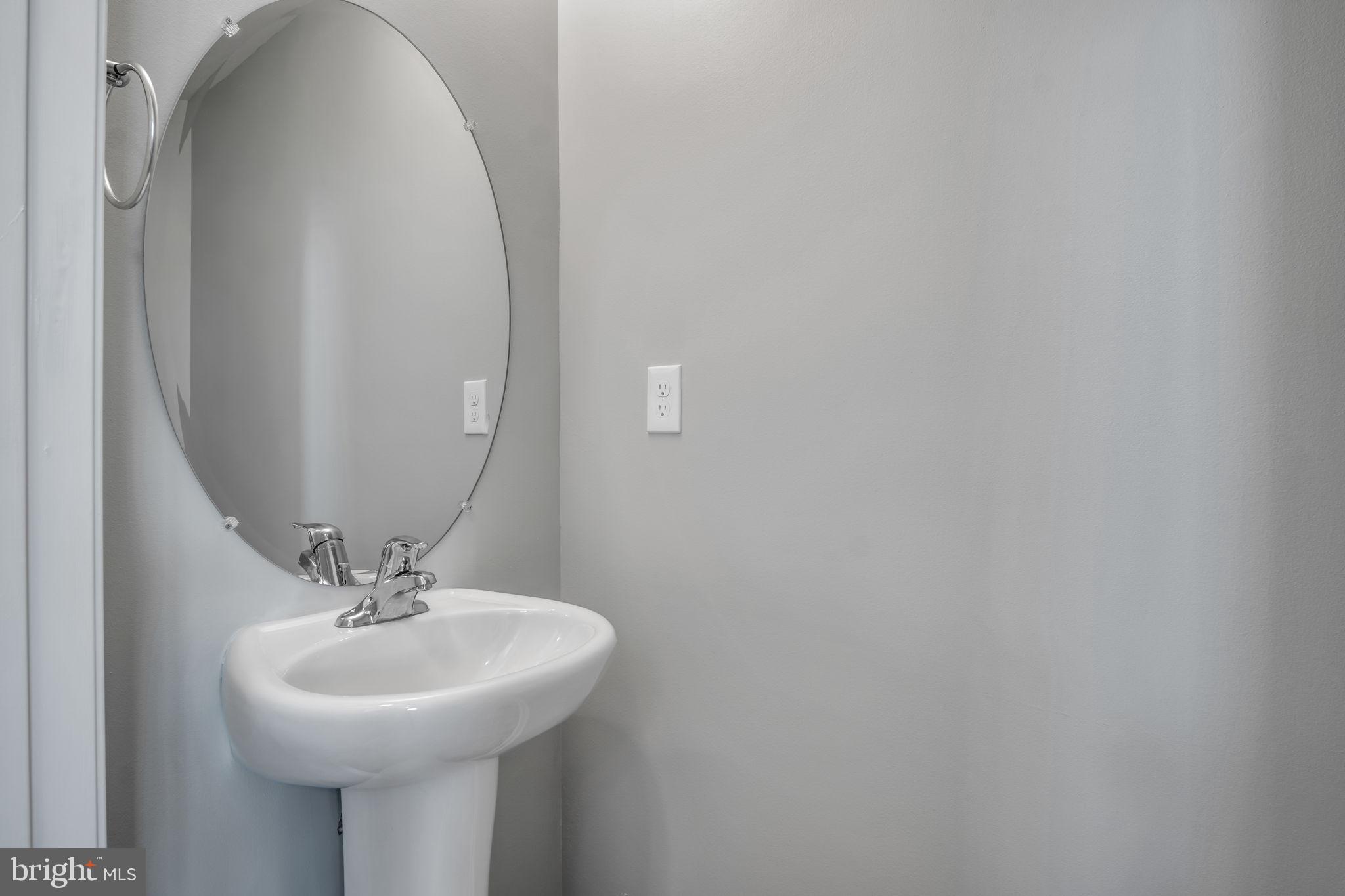 LEXINGTON ESTATES - Residential