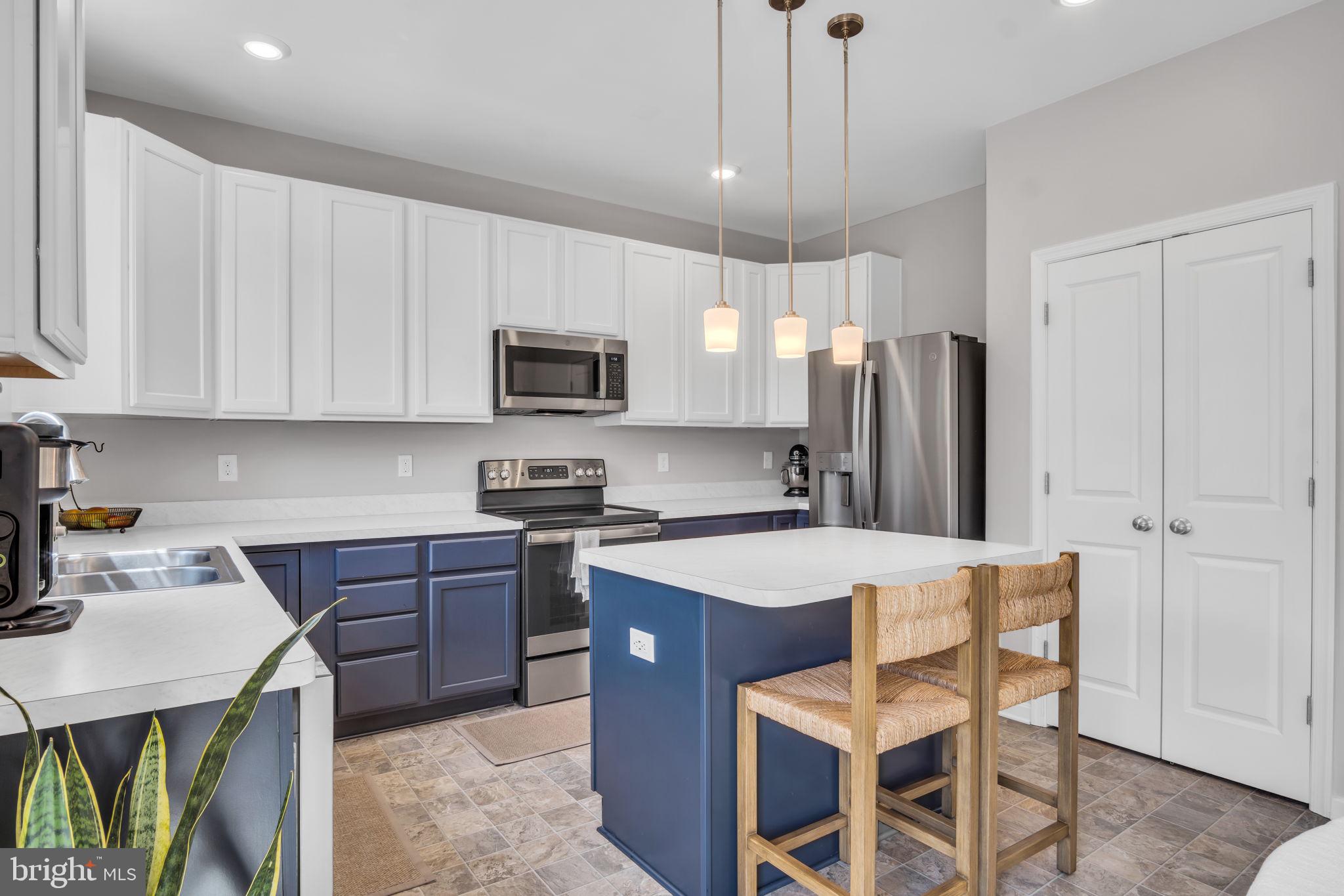 LEXINGTON ESTATES - Residential
