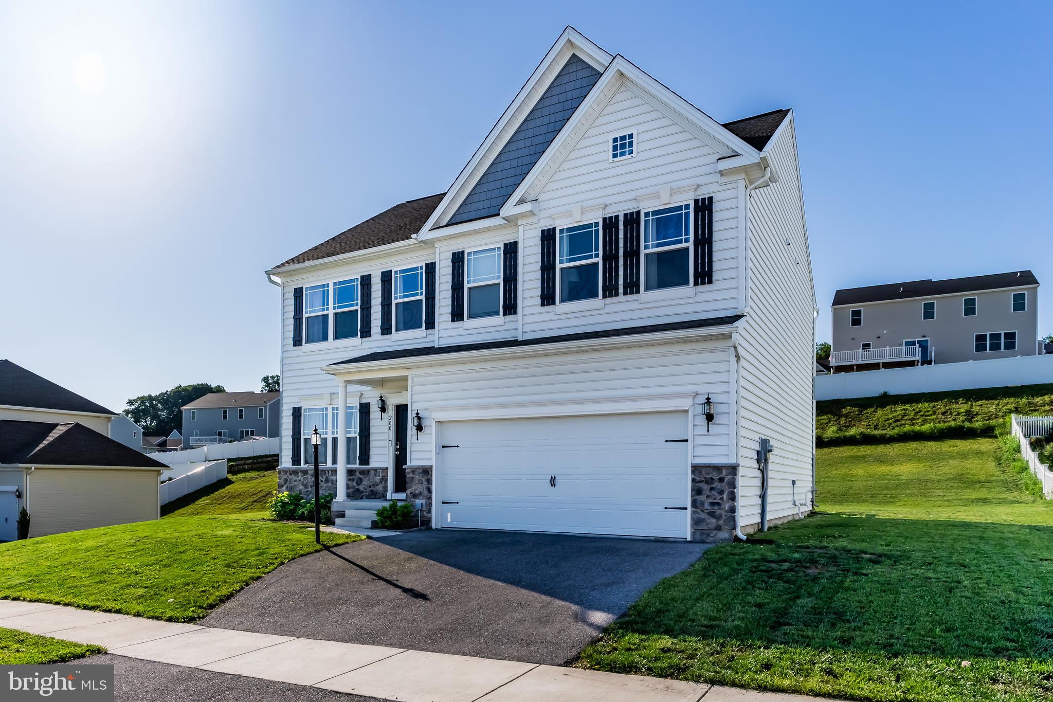 LEXINGTON ESTATES - Residential