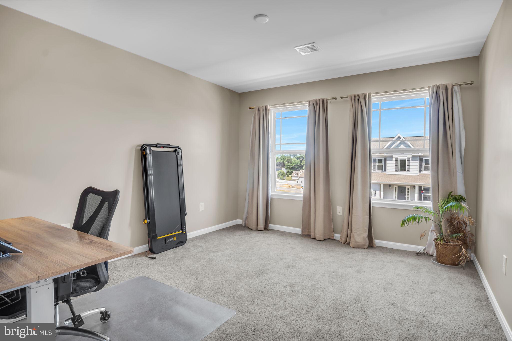 LEXINGTON ESTATES - Residential