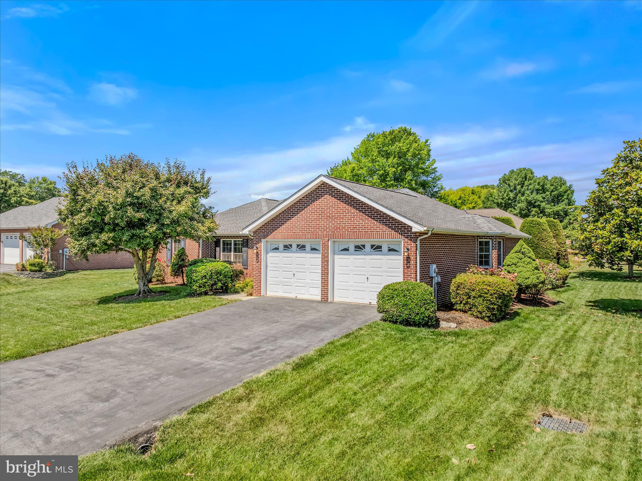 FOXCROFT MEADOWS - Residential