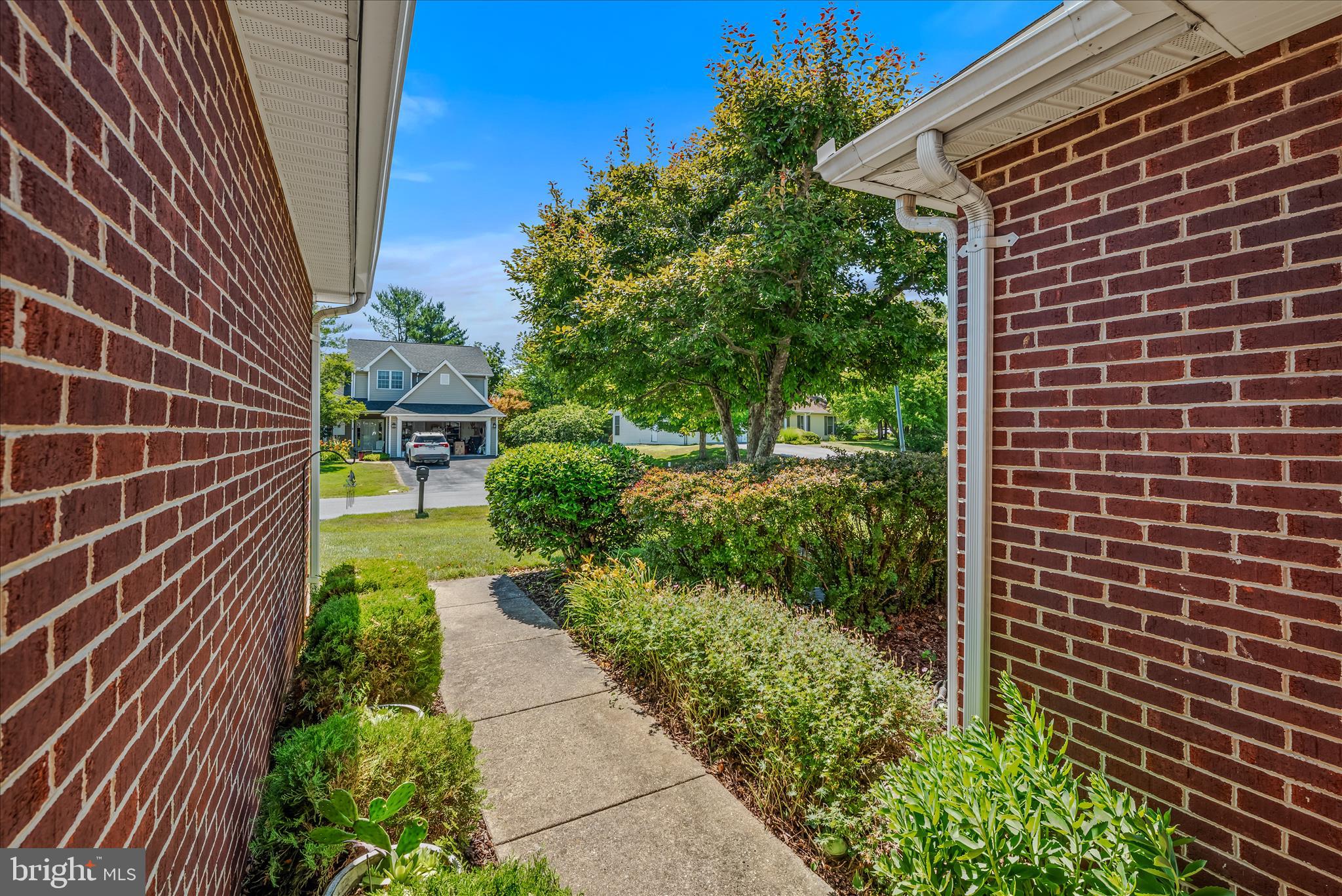 FOXCROFT MEADOWS - Residential