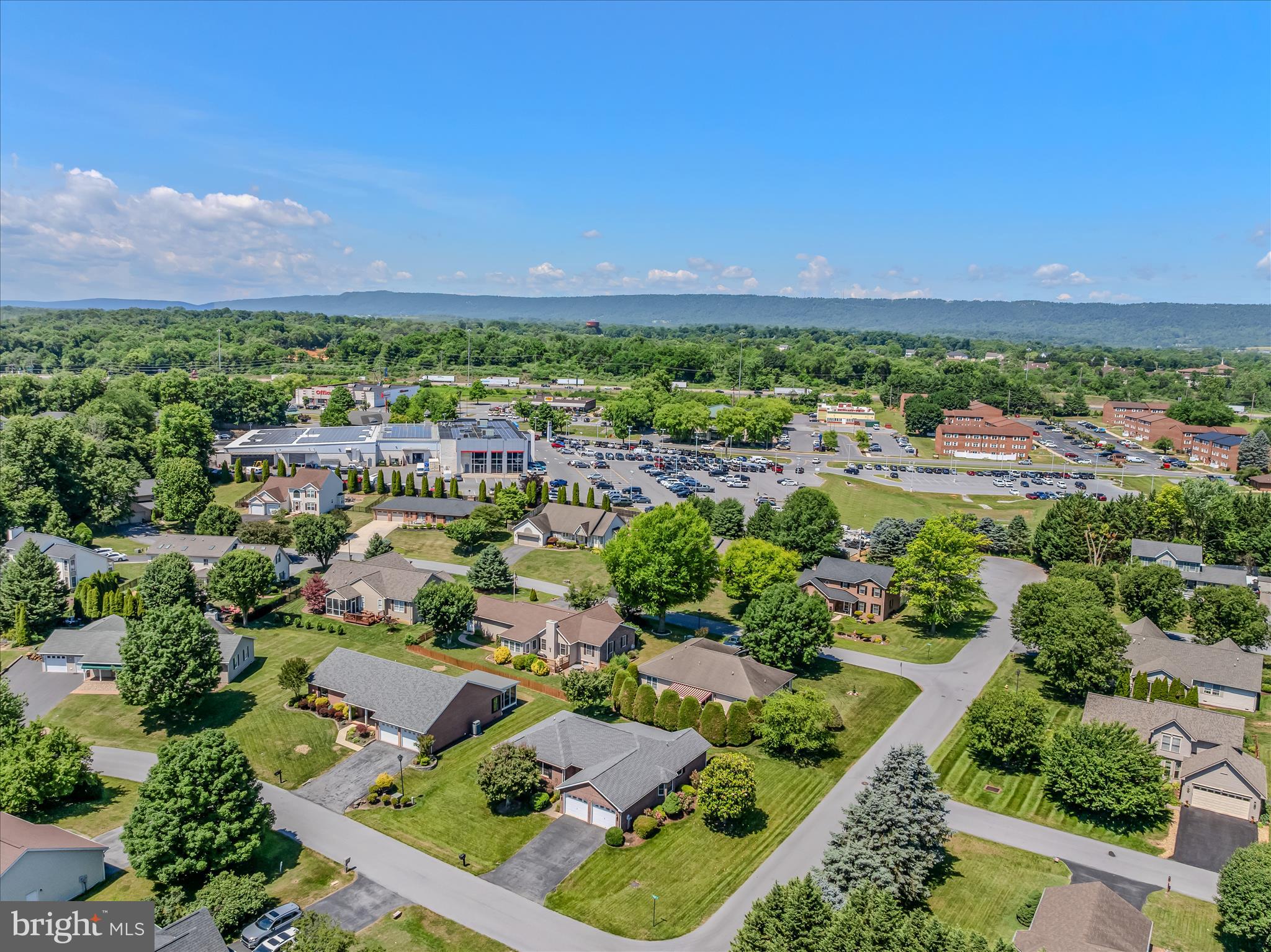 FOXCROFT MEADOWS - Residential