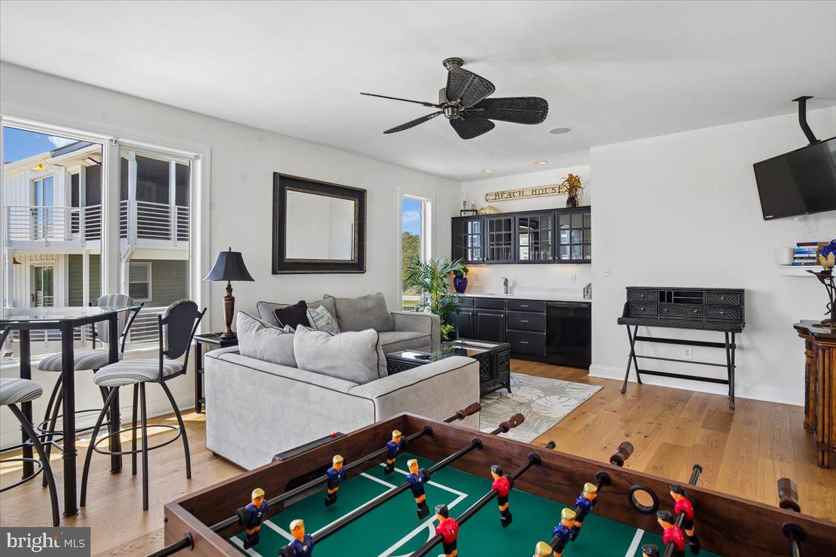 FENWICK ACRES - Residential