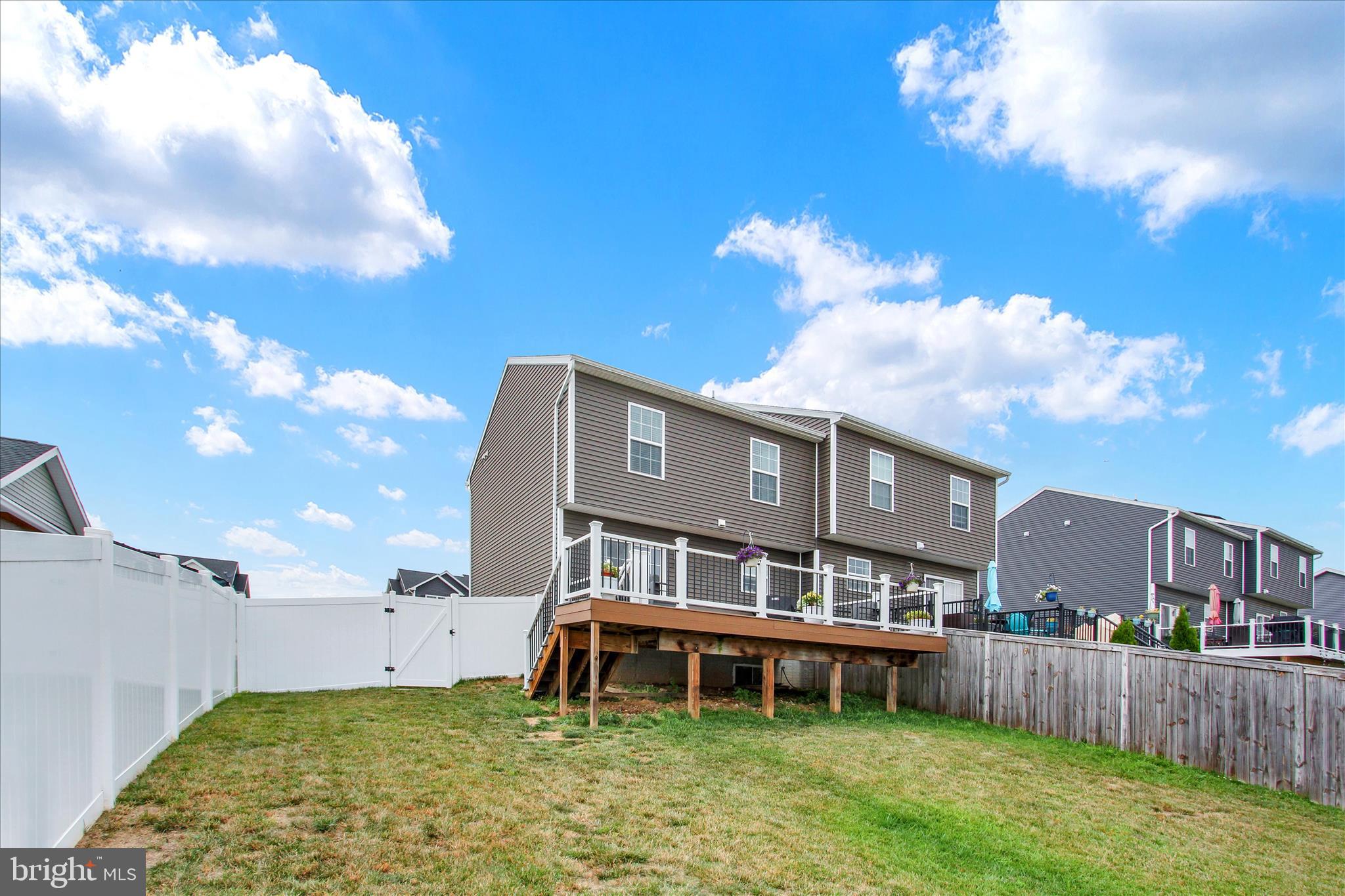 CHAPEL RIDGE - Residential
