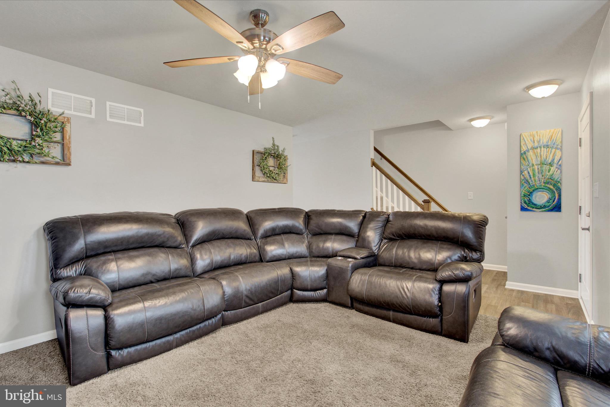 CHAPEL RIDGE - Residential