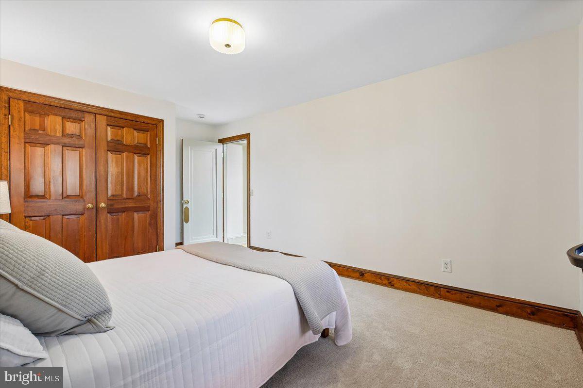 WOODHAVEN - Residential