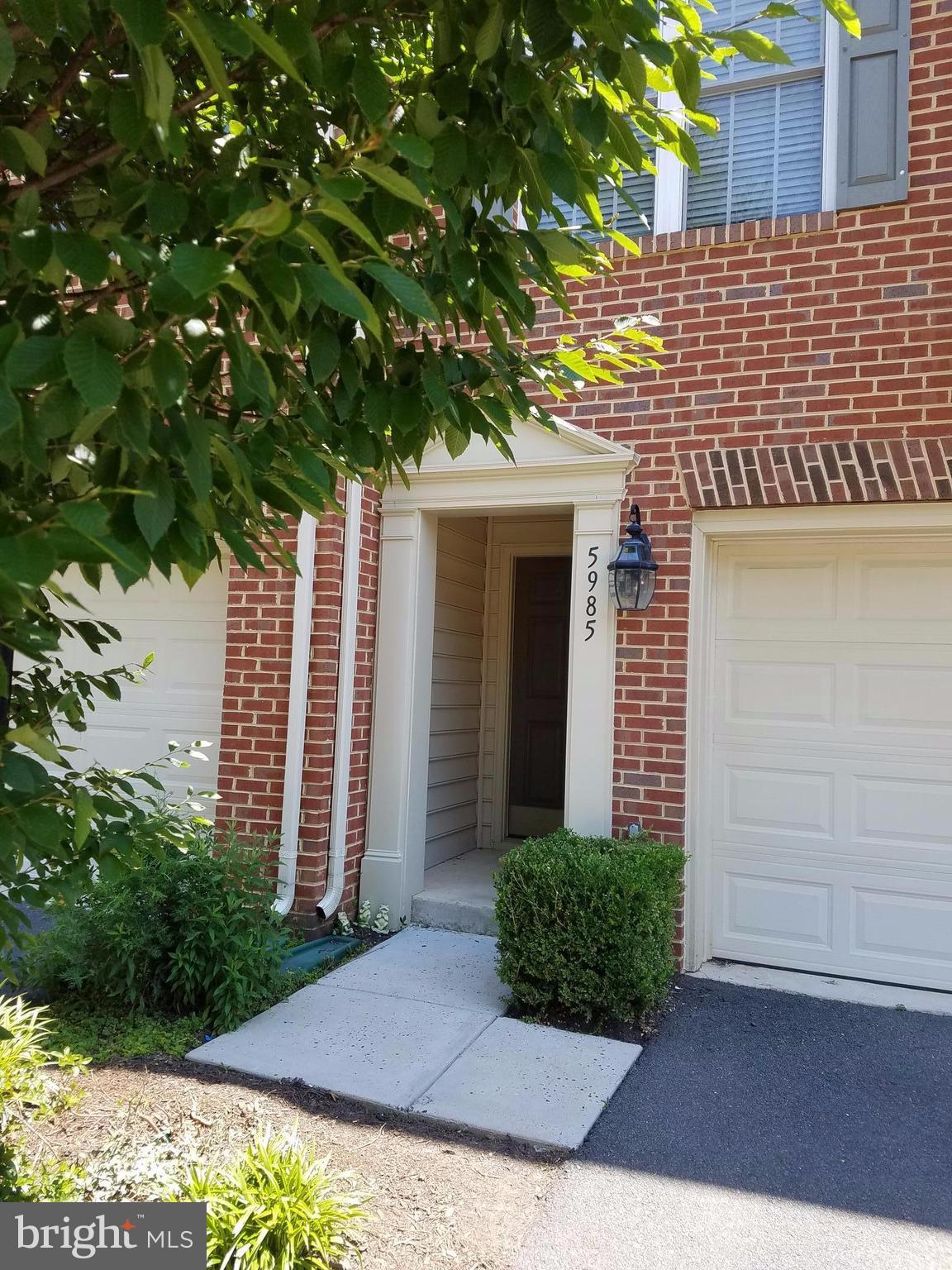 MEADOW BROOK COVE - Residential Lease
