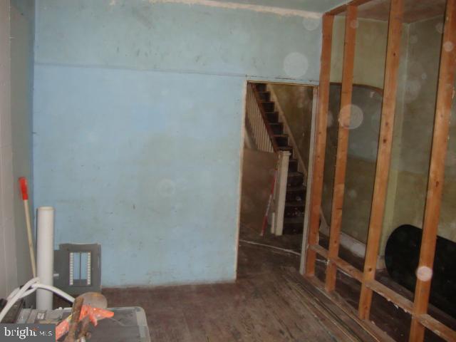 MILL HILL - Residential