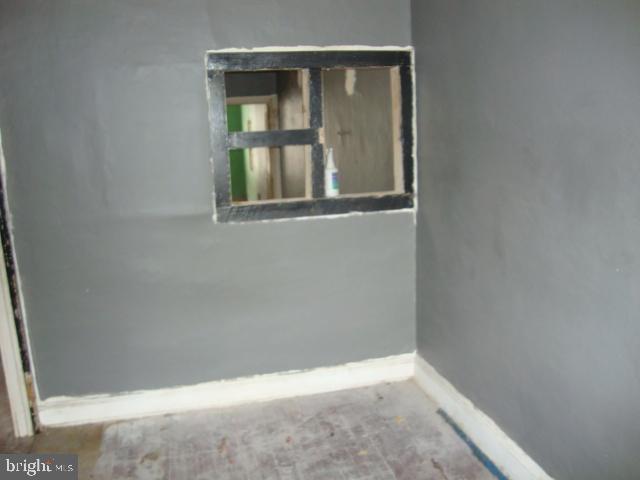 MILL HILL - Residential