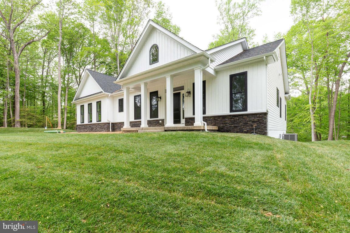 CANTERLEIGH - Residential