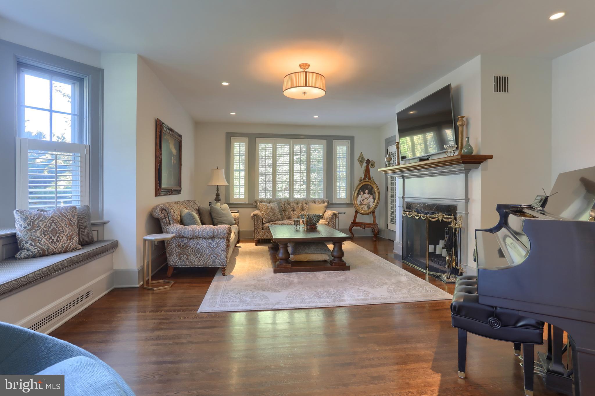 HERSHEY DOWNTOWN - Residential
