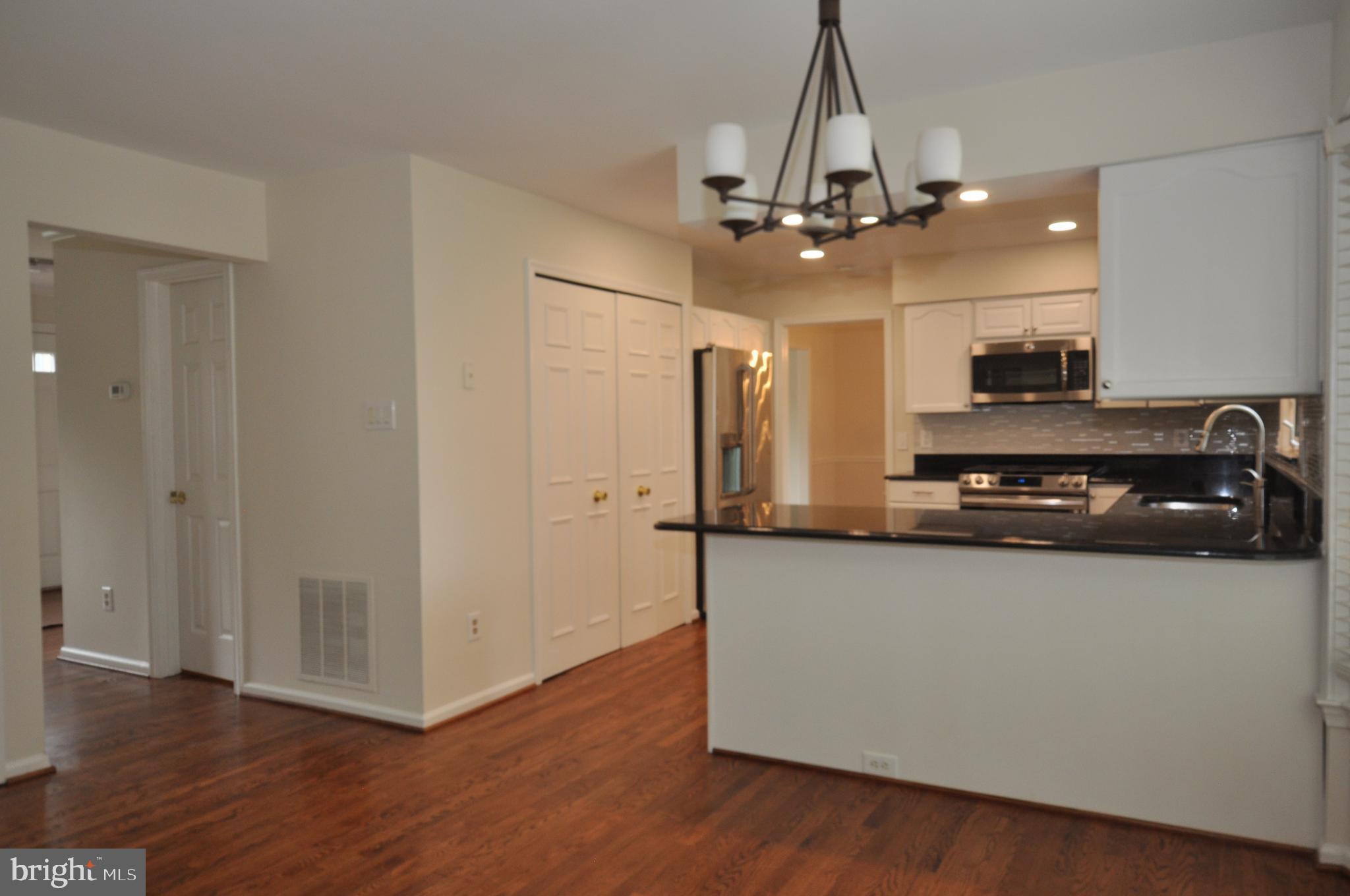 LAKE DEVEREUX - Residential Lease