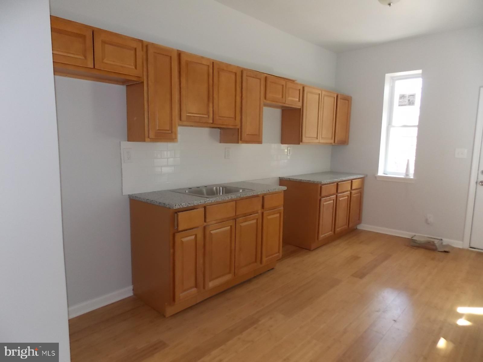 STRAWBERRY MANSION - Residential