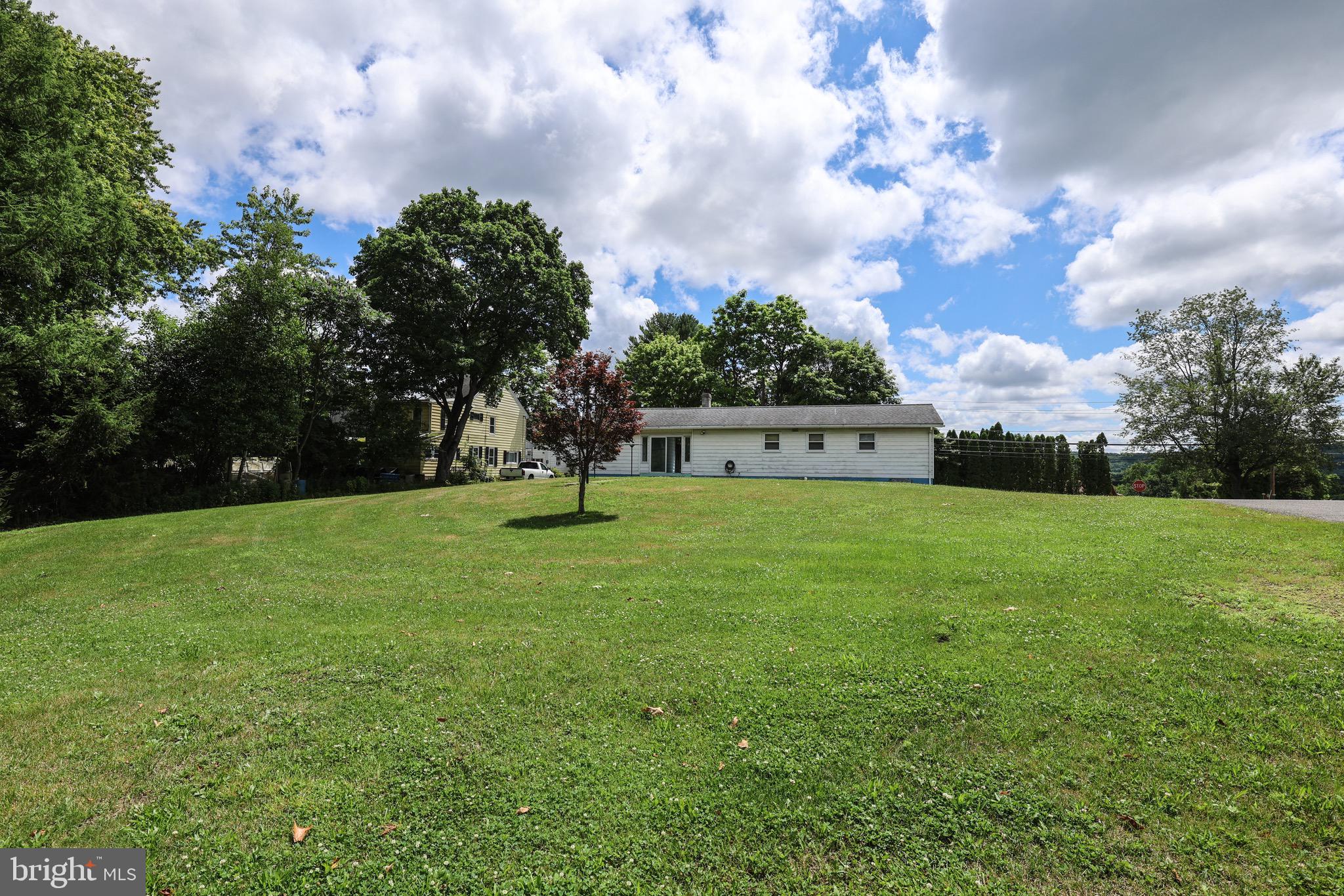 LLEWELLYN - Residential