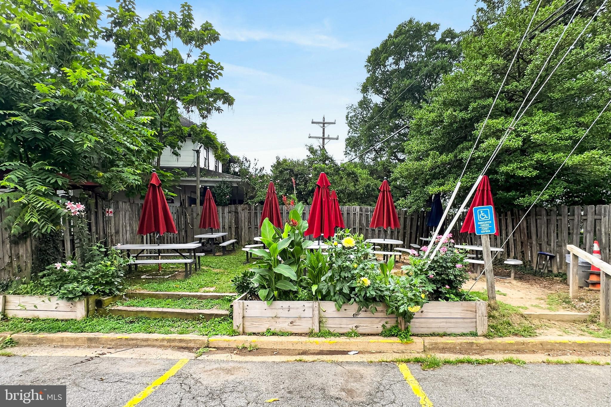 HIGHVIEW PARK - Residential