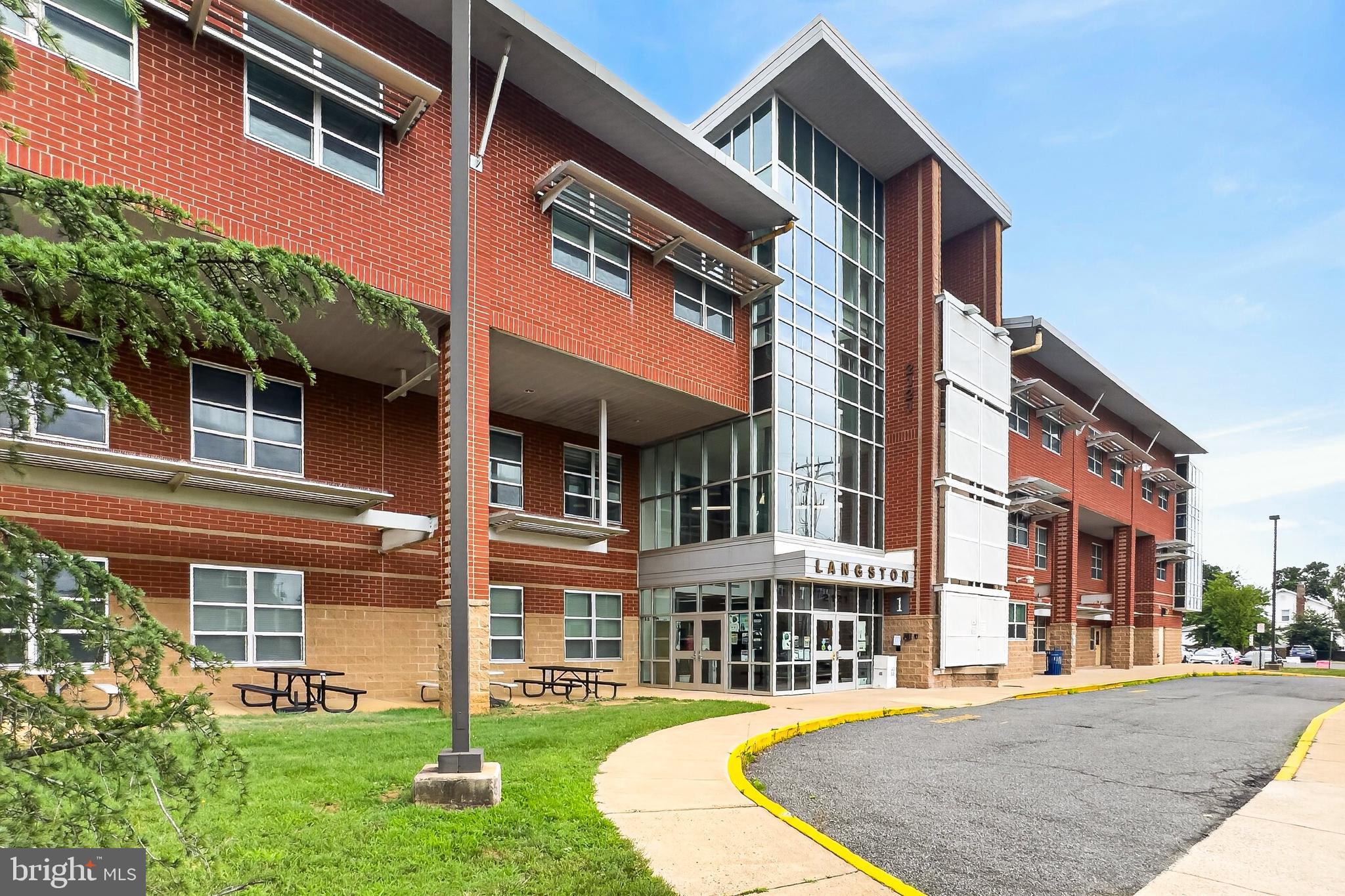 HIGHVIEW PARK - Residential