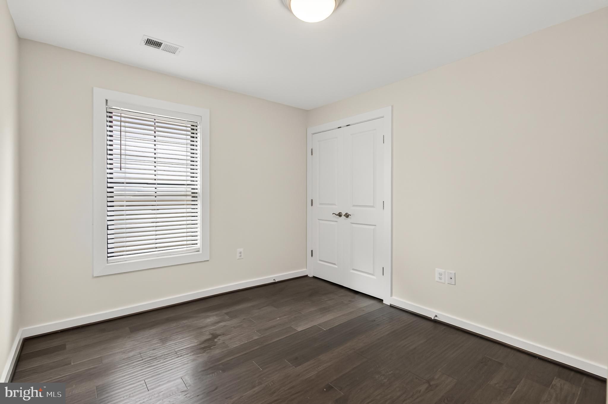 HIGHVIEW PARK - Residential